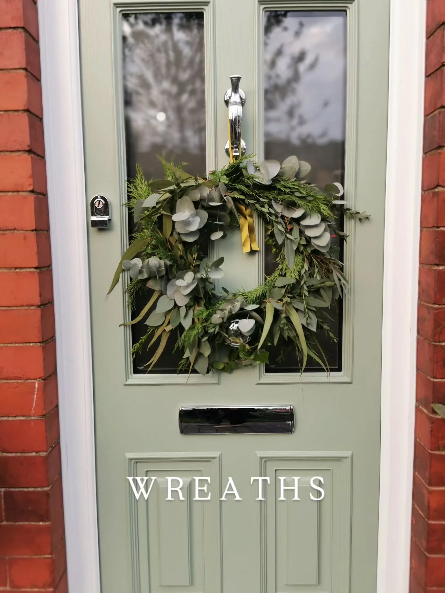 Wreath season is here.

I've opened up a window for pre-made wreaths that are now available to order on my website. I will be limiting orders this year so please don't delay in ordering. 

Orders will close on 1st December.

Scroll for a selection of