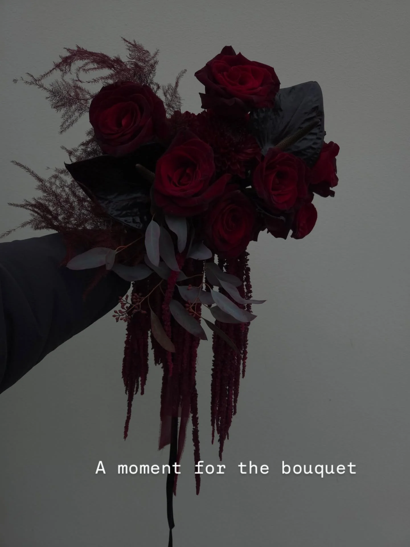 THE bouquet.

Ive worked with amaranthus a few times this year but this bouquet, that has completely blown up my instagram - is the one to remember.

Truly one of my all time top briefs of all time - this style, really sets my heart on fire.

Do you 