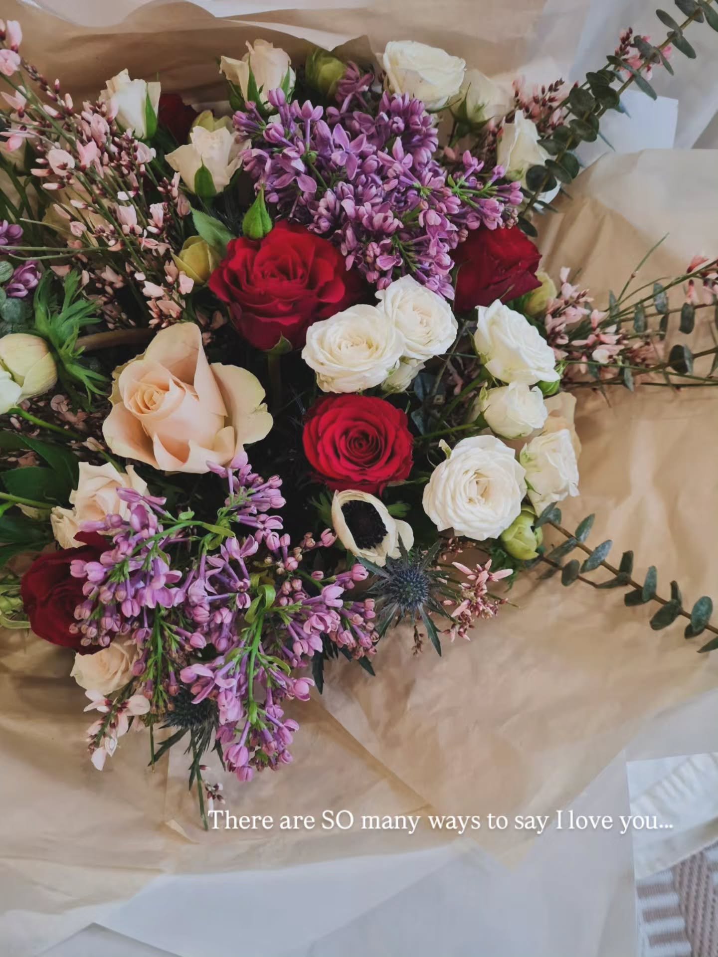 VALENTINES DAY ❤️ 

Which one will you choose? 

🌹 Buy her flowers from @thegreenroom.florals 
🍸 Take her for a fancy meal @pistondistillery @littlealskitchen
🥐 Bring her coffee &amp; pastries in bed from @faunmalvern
🎨Book her a colour&nbsp; ana