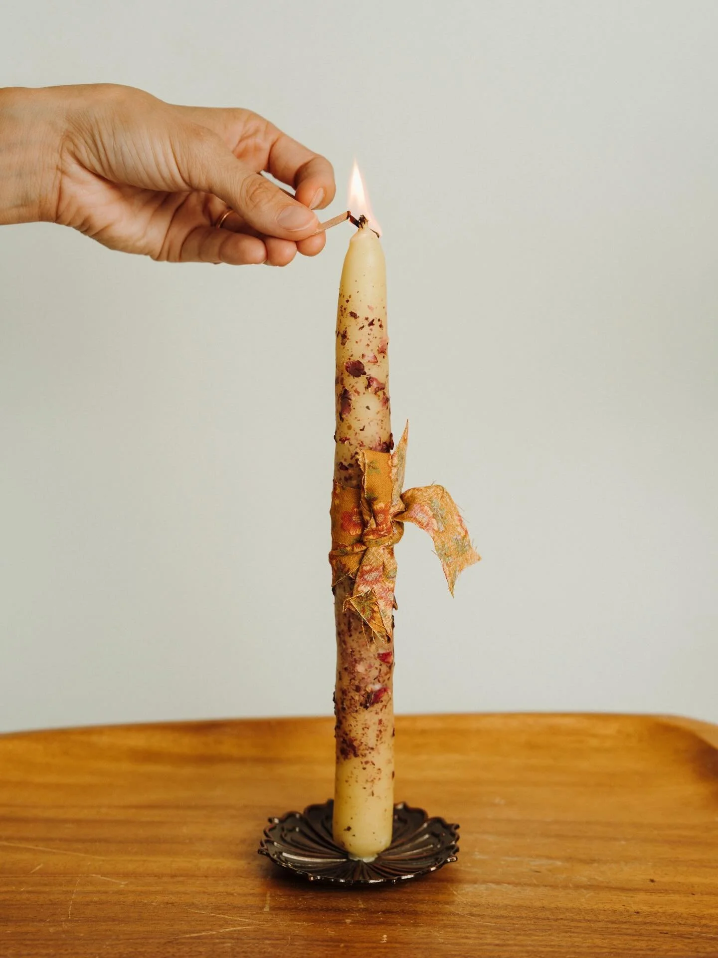 Website is getting updated with new products, including our post partum herbal care kits for all you incredible mamas out there! 
Each item will also be available to purchase individually….including our beloved ritual candles. 
🕯️100% beesw