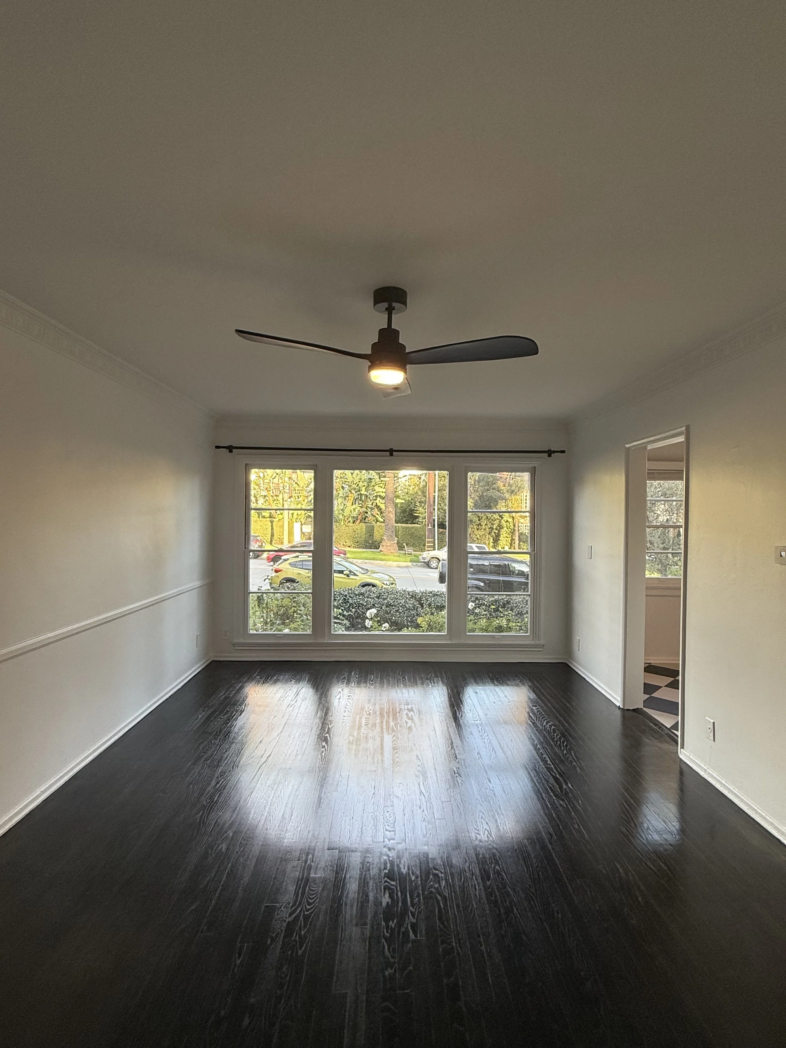 2269 N. Beachwood Dr .#101 Los Angeles, CA. 90068. 1 Bed, 1 Bath with wood floors &amp; parking . $2,500 