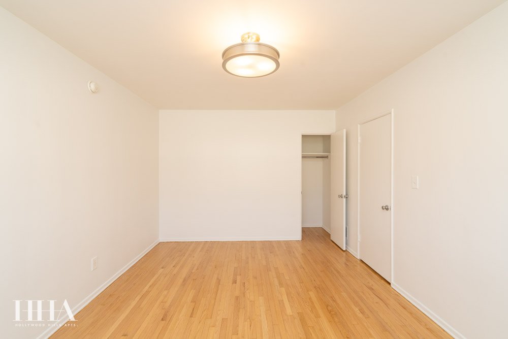 hollywood-hills-apartments-location-scouting-filming-1828-winona-blvd-90027-los-feliz--23.jpg