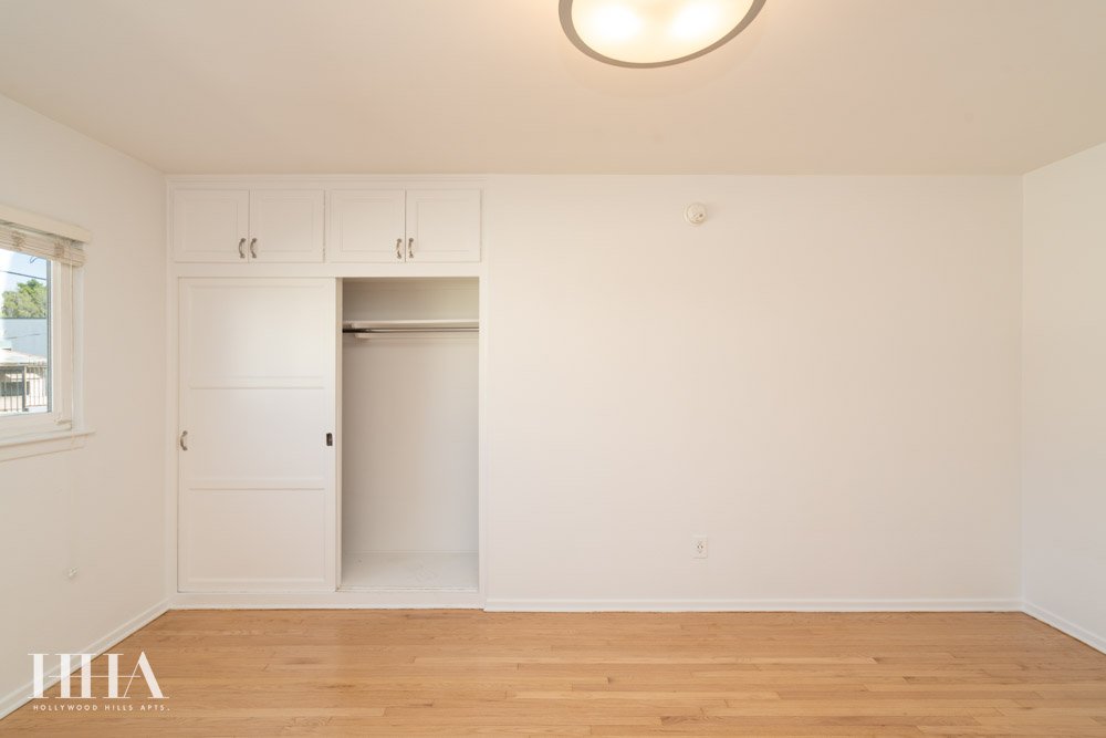 hollywood-hills-apartments-location-scouting-filming-1828-winona-blvd-90027-los-feliz--24.jpg