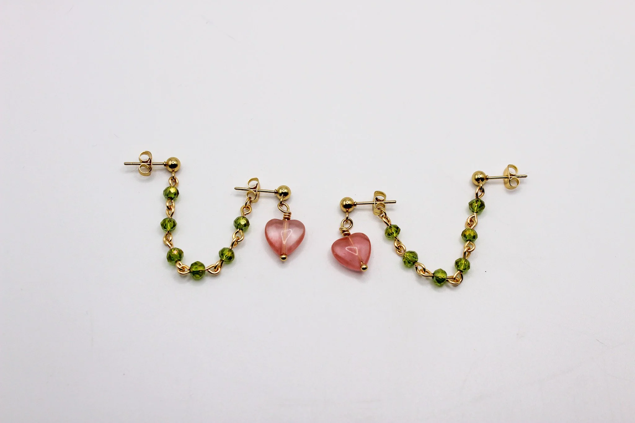 Pink heart with light green chain