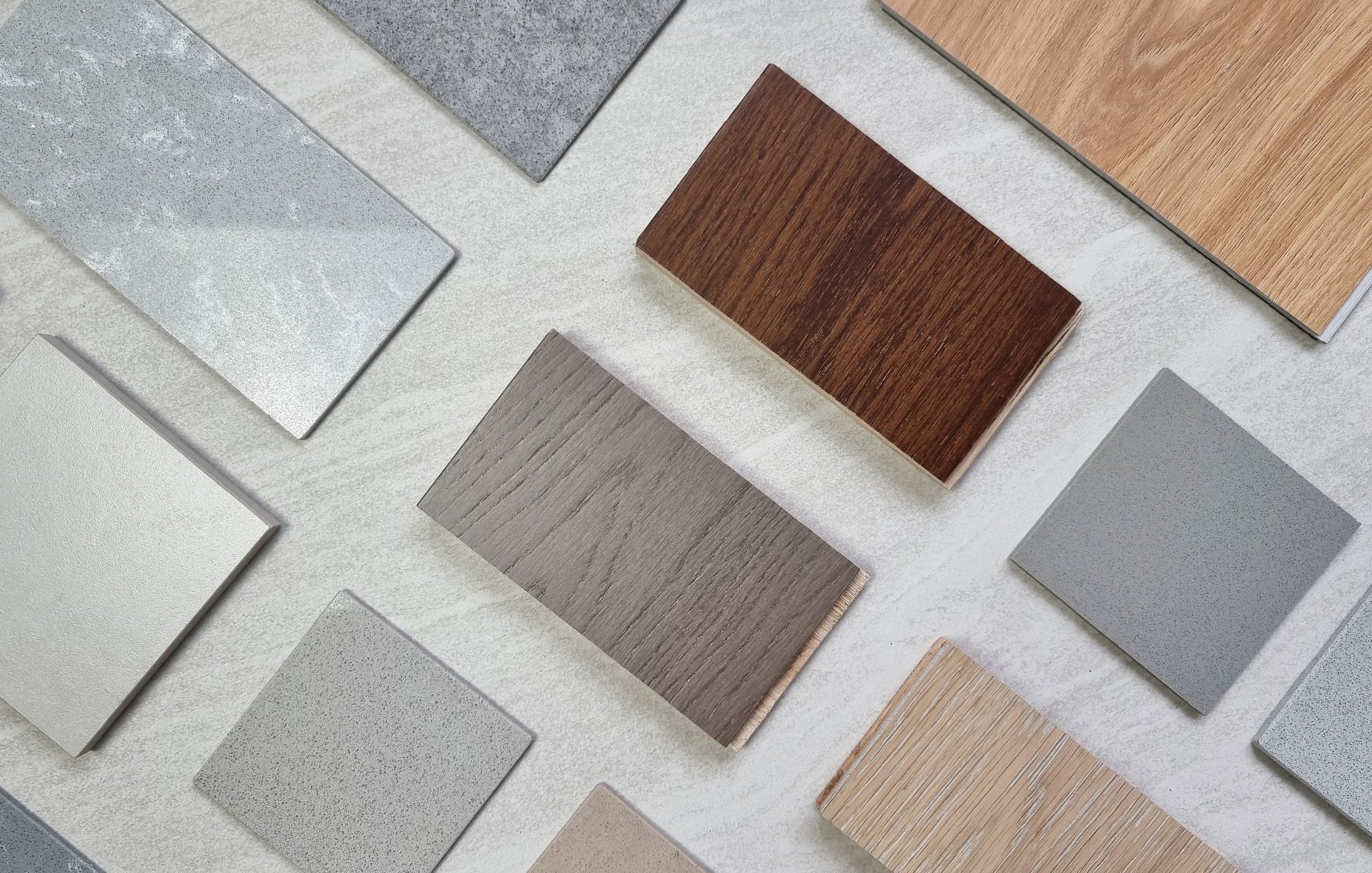 Vinyl vs Laminate: Which Flooring Option Fits Your Lifestyle?