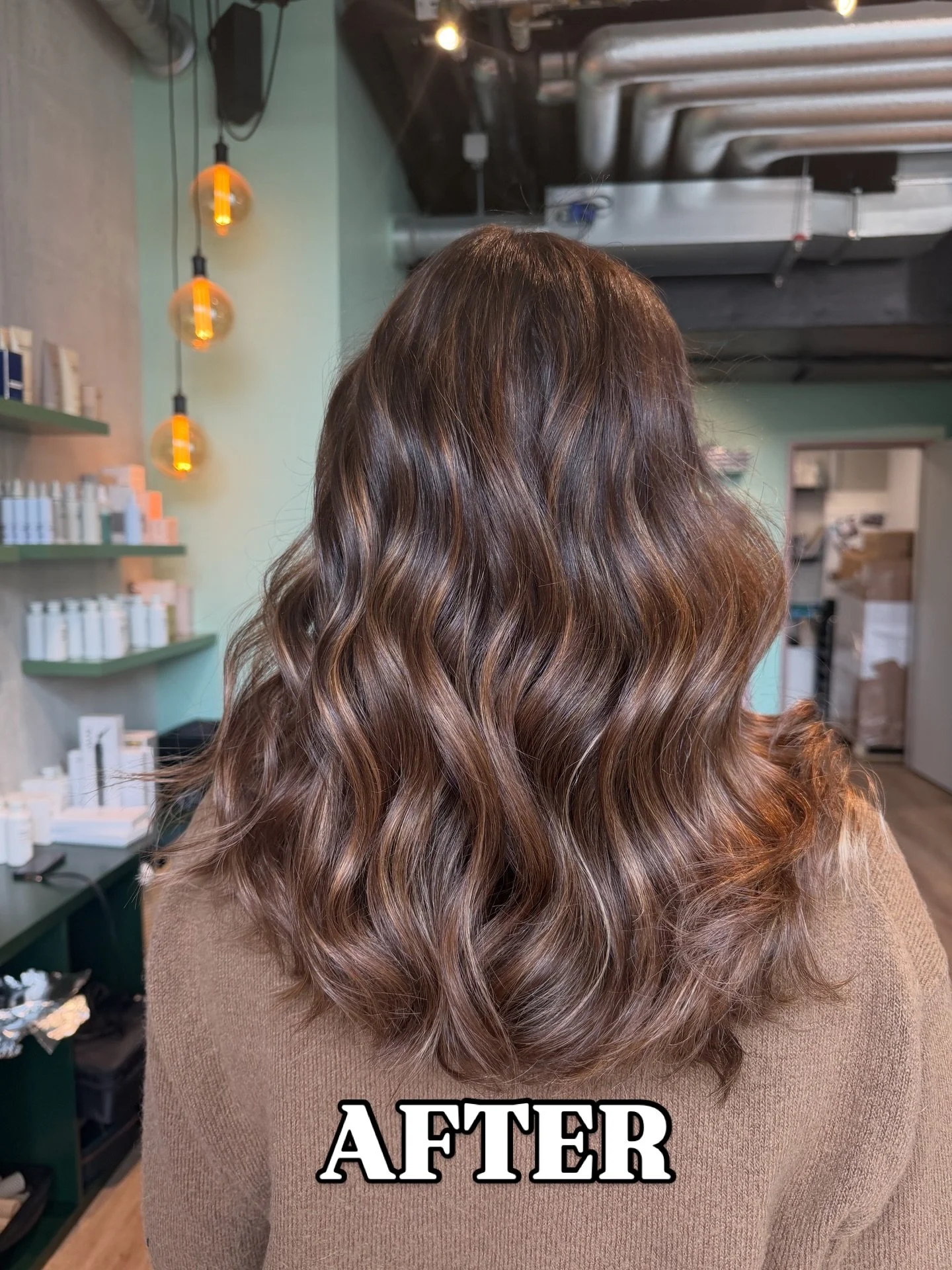 BEFORE AFTER DUMB 🔥☀️🪄
#balayage #haare #iubahairstyle #coiffeurwinterthur #balayagewinterthur