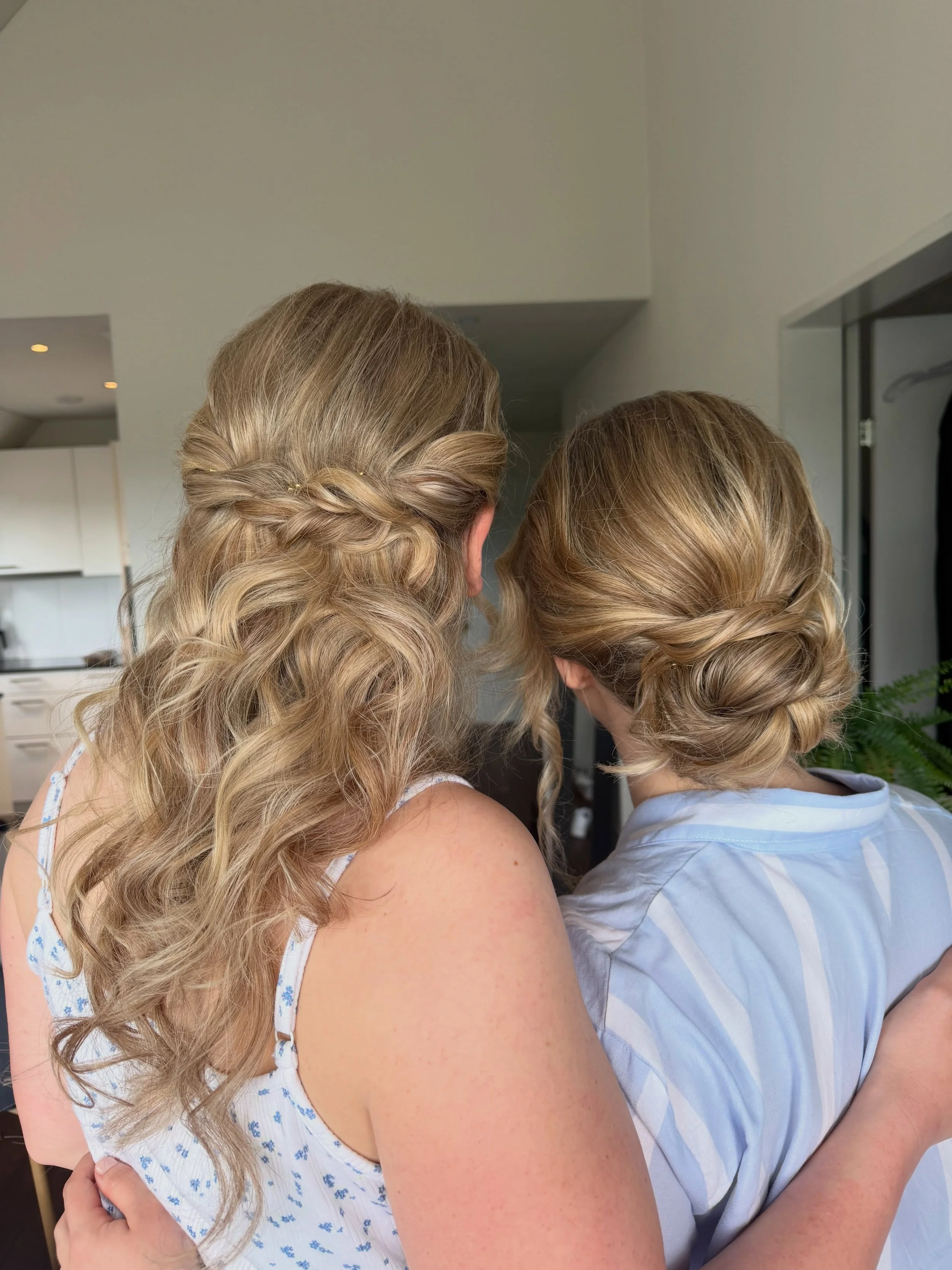 WEDDING INSPO 👰🏼&zwj;♀️💍
#wedding #weddinghair #hochsteckfrisur #coiffeurwinterthur #hochzeit