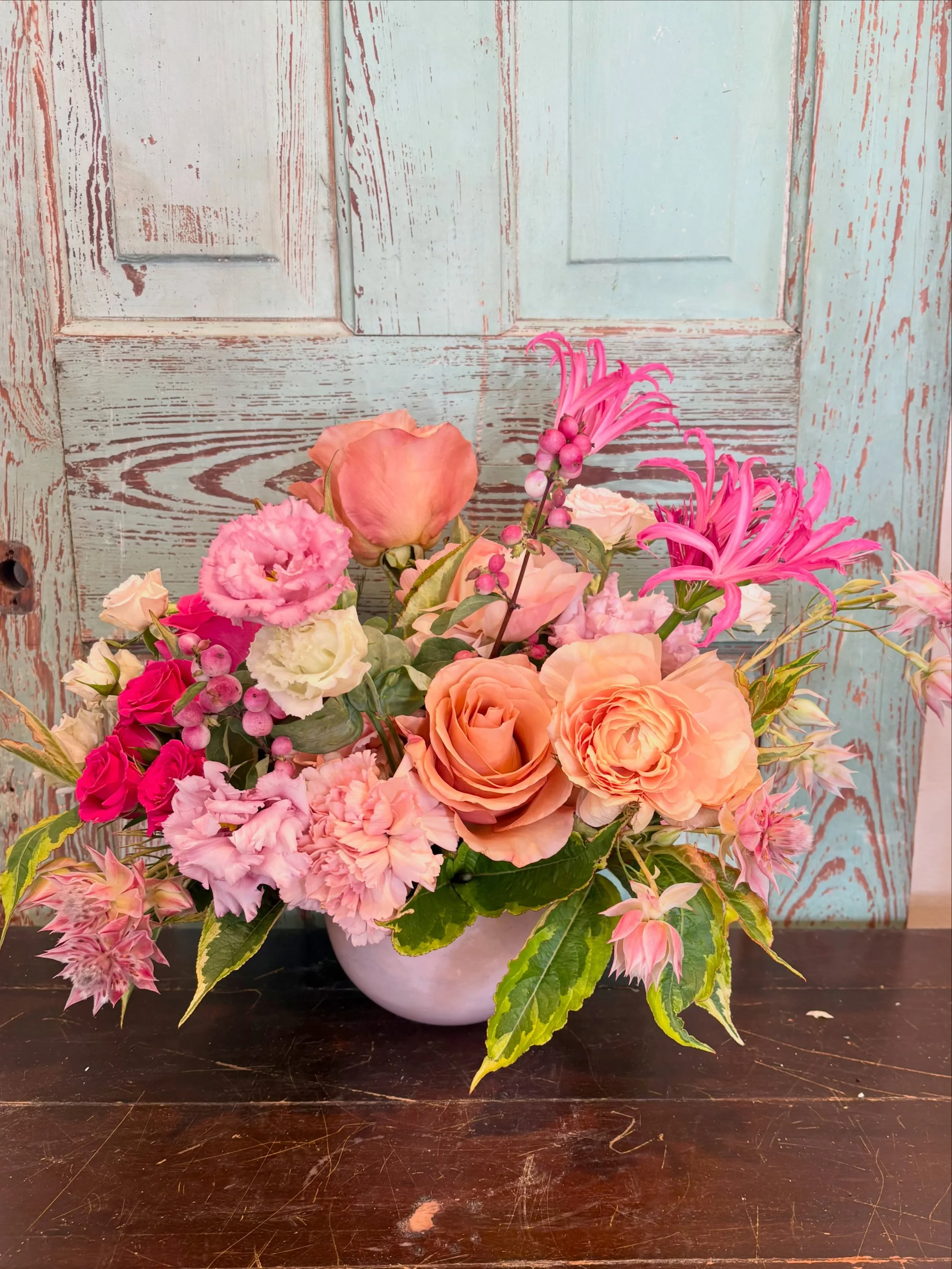 On Wednesdays we wear PINK! 🩷
.
.
.
#pinkflowers #pinkfloral #jaxbeachflorist #pontevedraflorist #jacksonvilleflorist