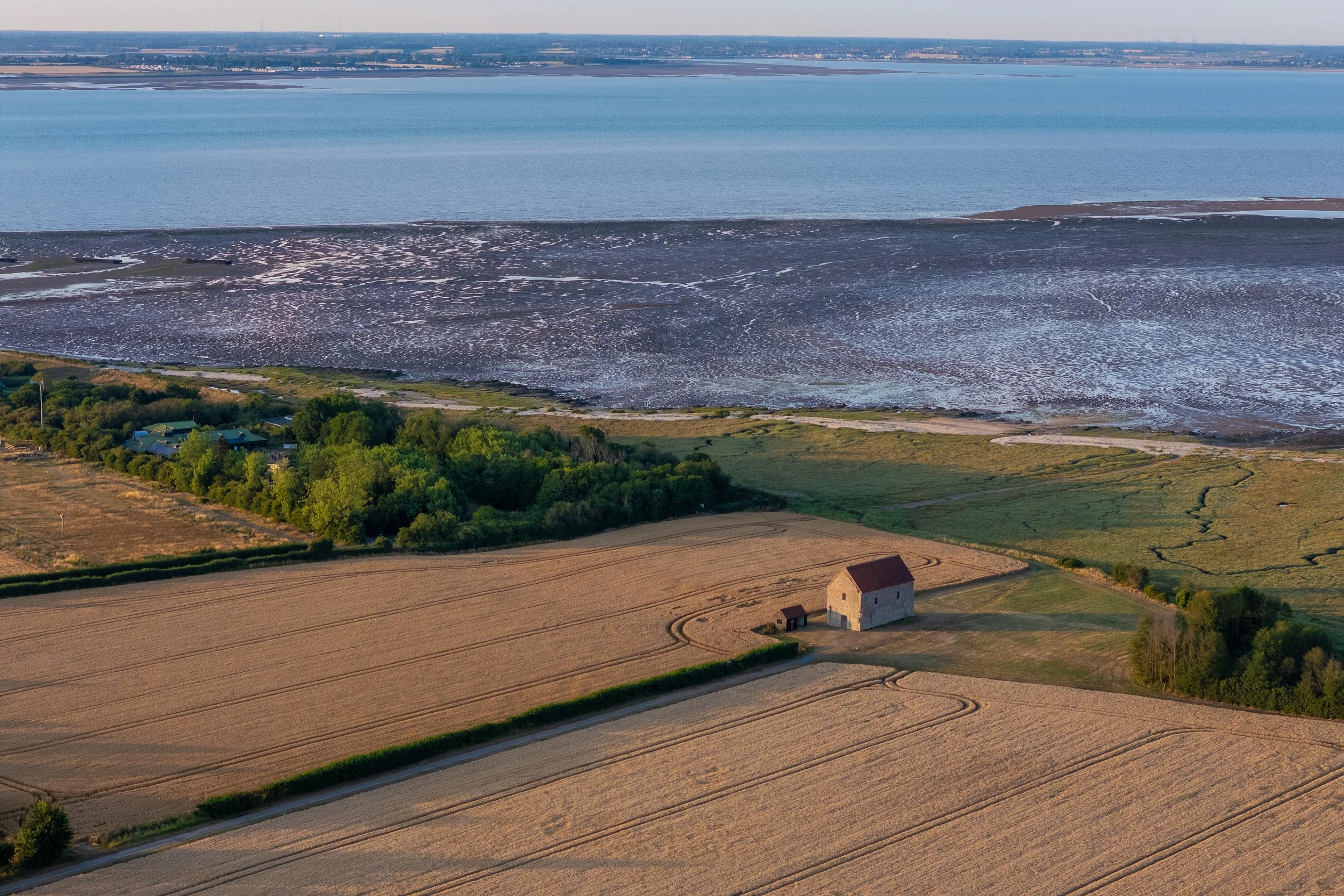 DJI_20250711212718_0035_D_AIR3-HDR.jpg