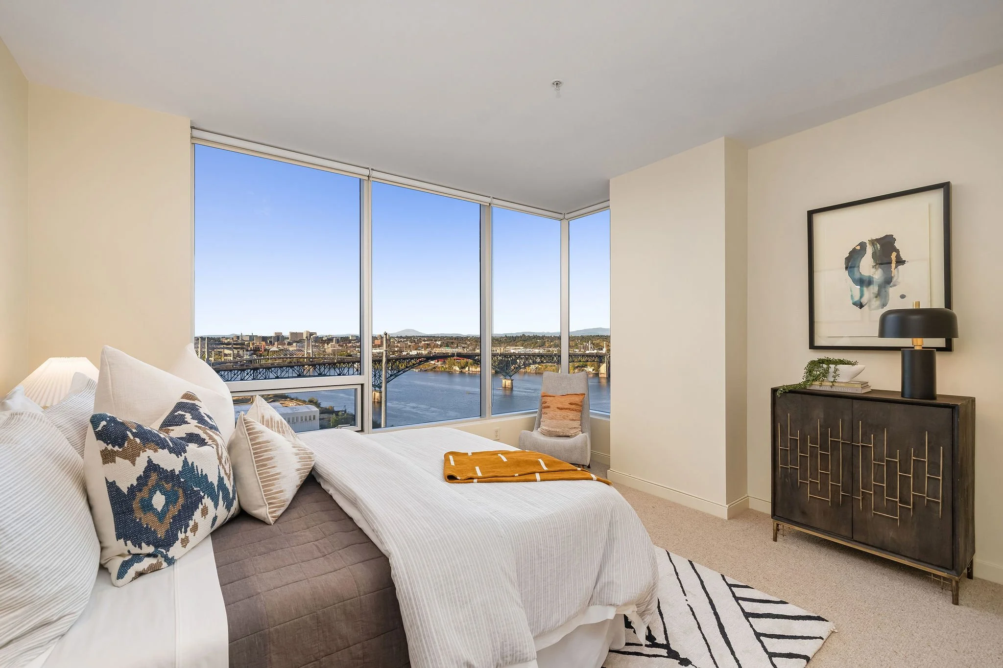 meriwether-condo-south-waterfront-portland17.jpg