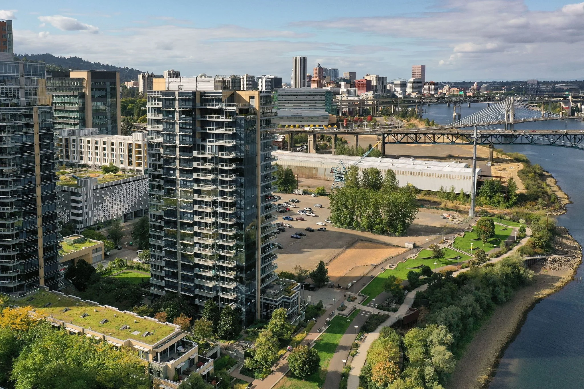 meriwether-condo-south-waterfront-portland3.jpg