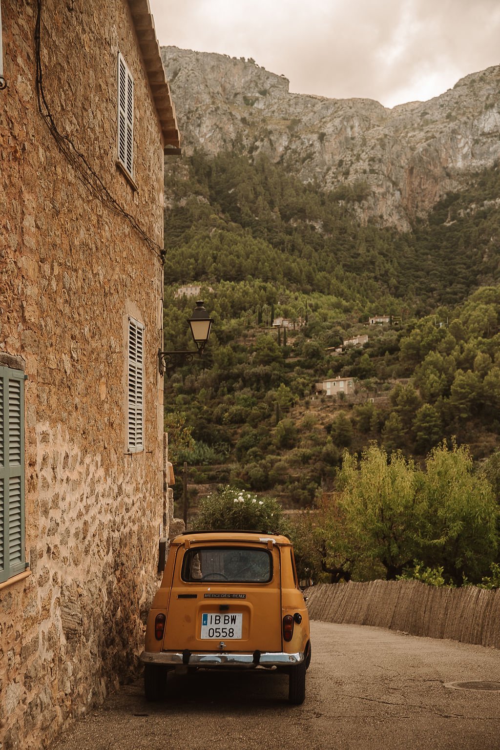 Linger in Mallorca_2025_Michka Wilson_26.jpeg