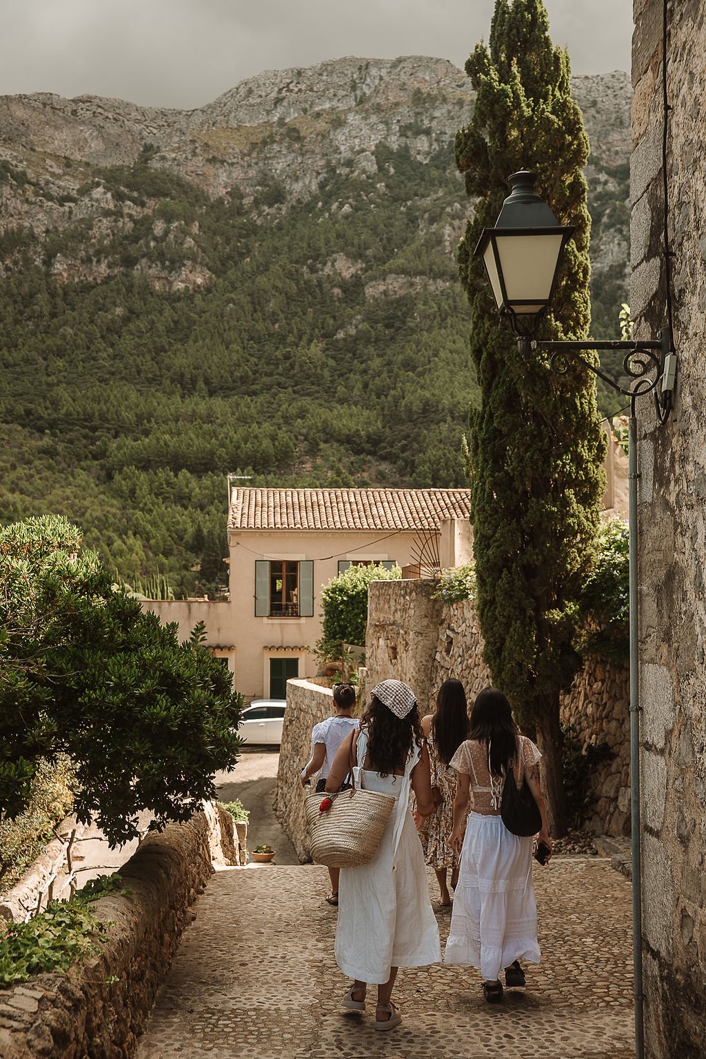 Mallorca, shared room w. ensuite