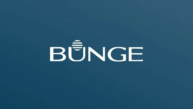Binge logo with a microphone icon replacing the letter 'U'