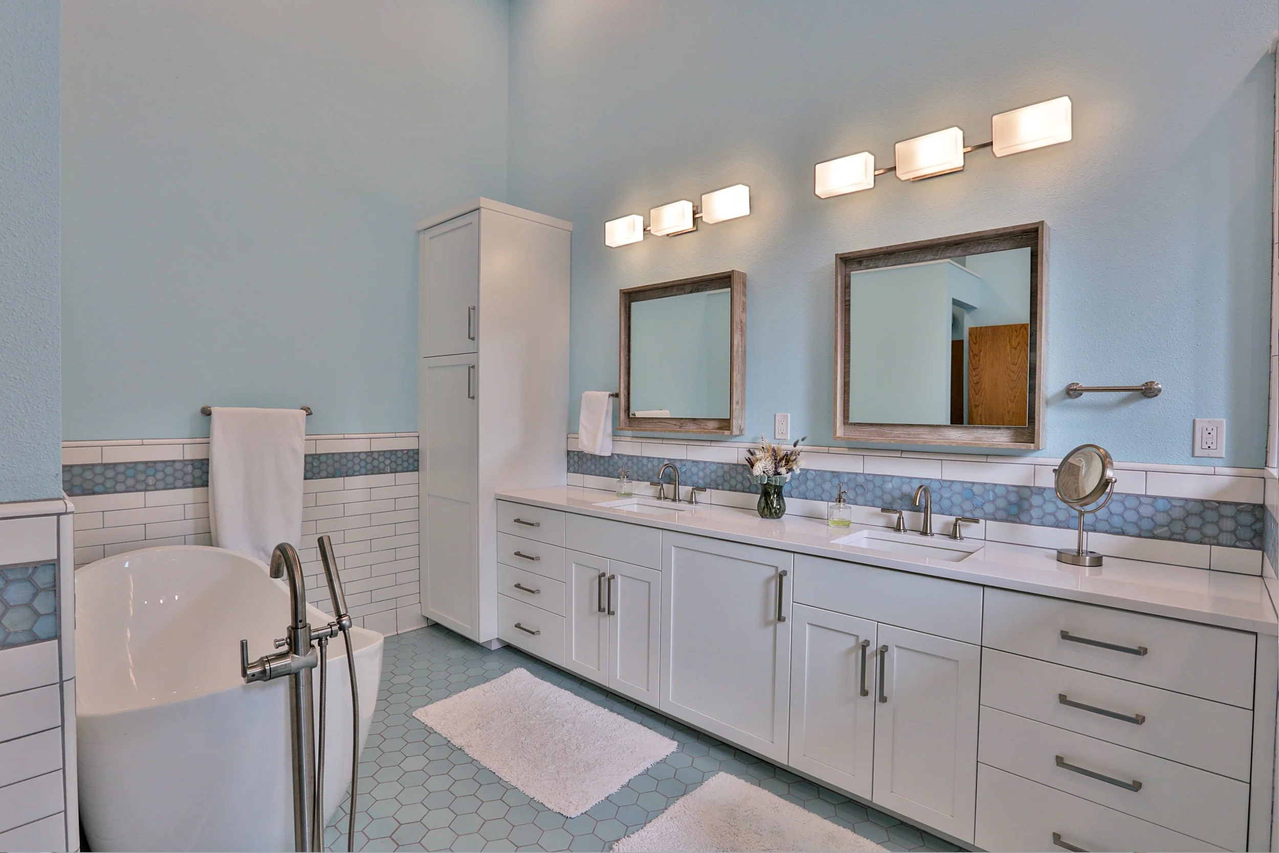 Canyon Drive 5.1.jpg