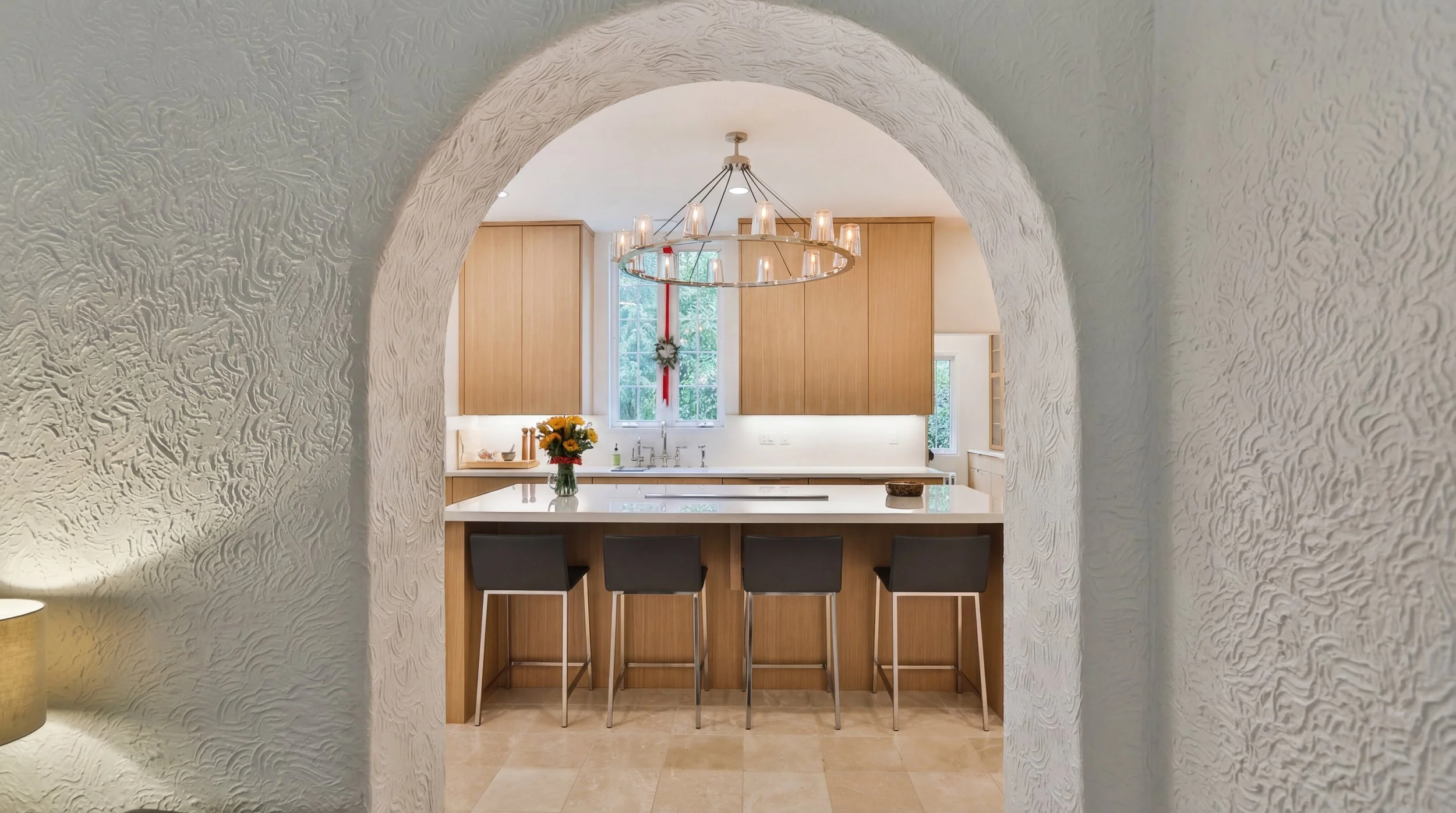Arch to kitchen.jpg