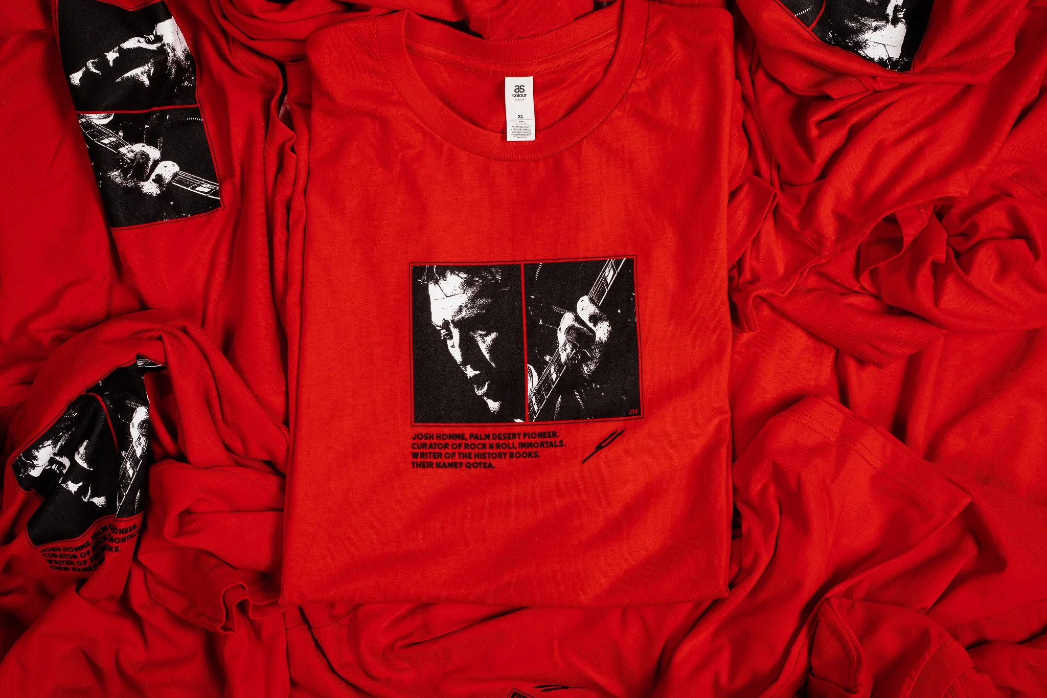 211009 1TF QOTSA Shirt - Mitch Lowe Photo-6.jpg