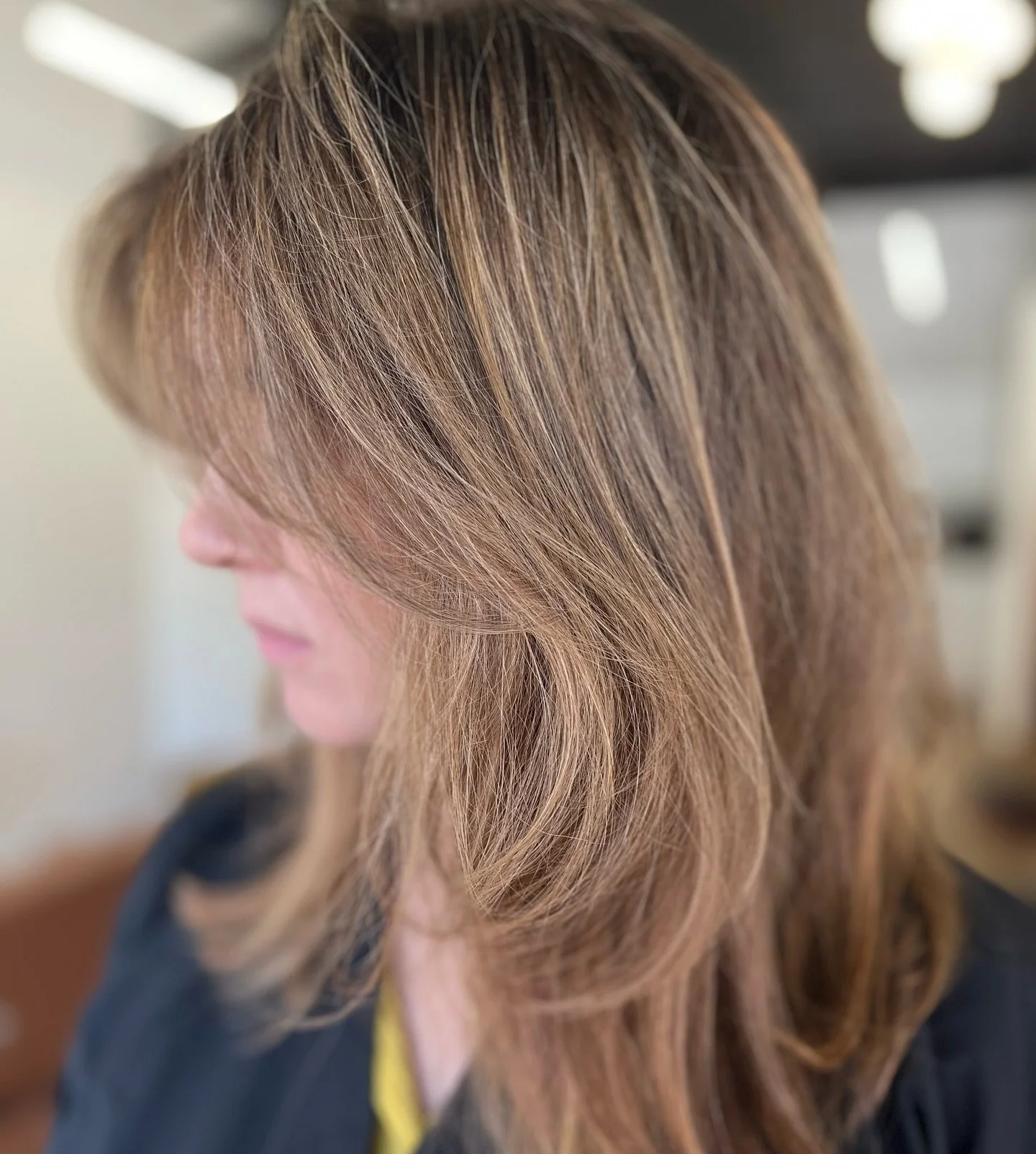 D A Y G L O W
Showing off the dimension with grey coverage and lighter pops around the front going into the holiday week. 
@meshelldoeshair has her online schedule available, be sure to check out her page with the link.
