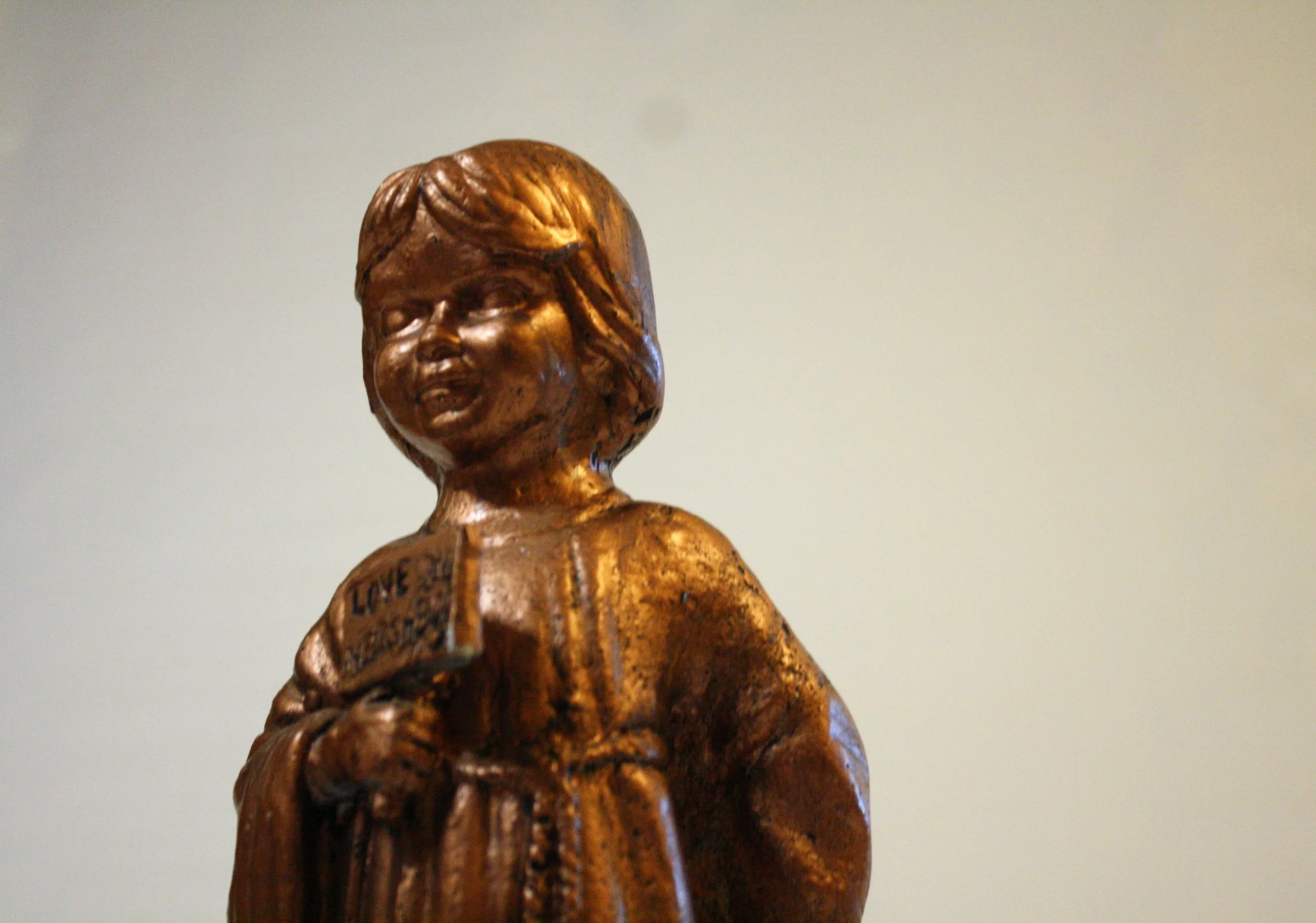 Love Thy Neighbor (detail) 

B. Standley 
2019 
Painted aluminum