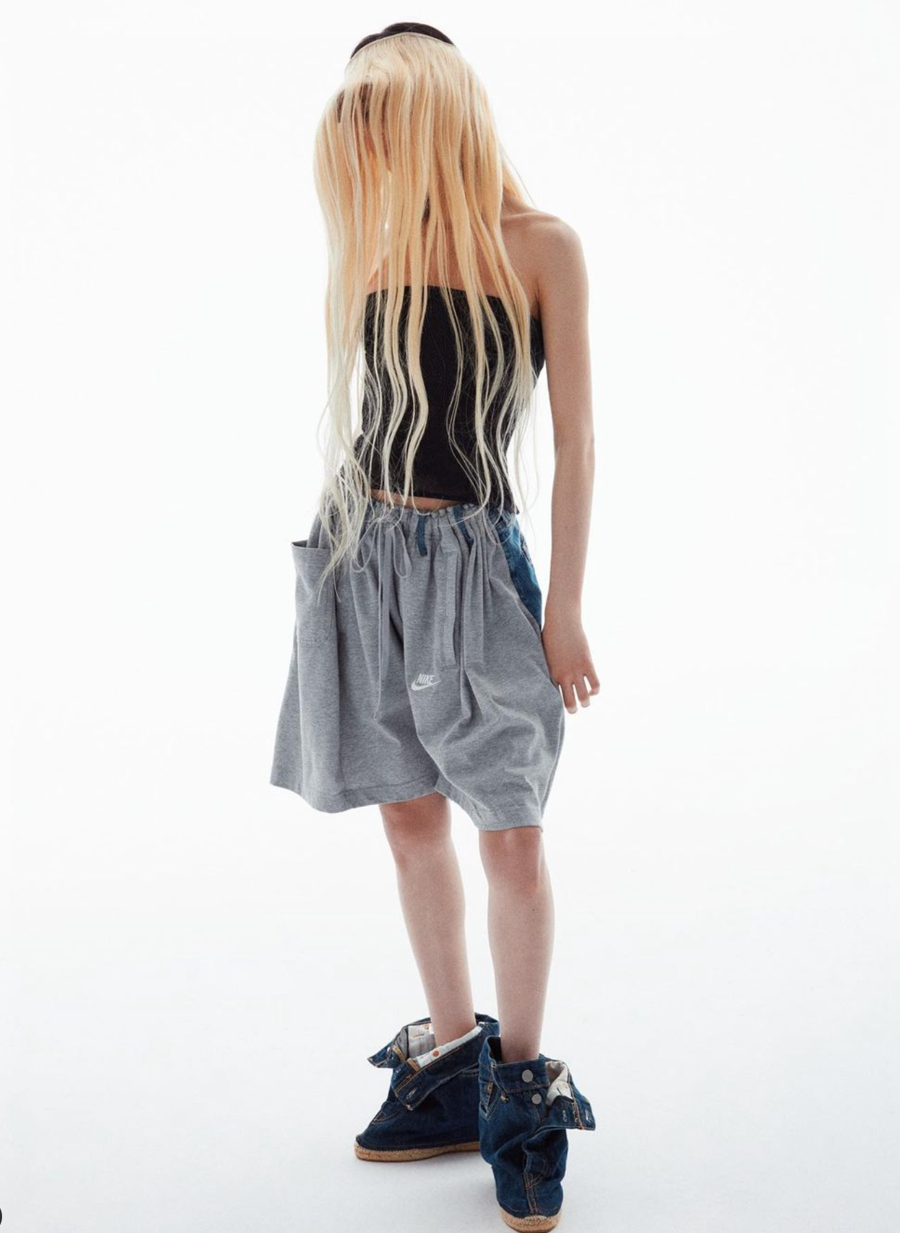 Creative Marketing @SSENSE - ASSISTANT STYLIST 
