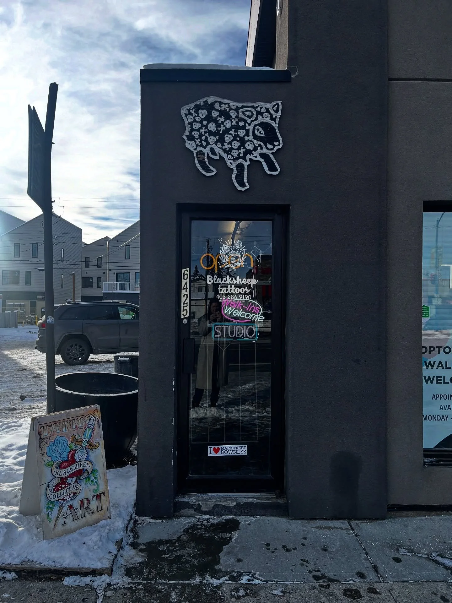 🎉 COLLAB ALERT 🎉

@myfrienddaveyyc  x  @blacksheeptattooing 

We could not be more excited for this incredible collab! 

Mark your calendars folks because Sunday January 11th 2026 you&rsquo;re not going to want to miss!

We are doing a day of MFD f