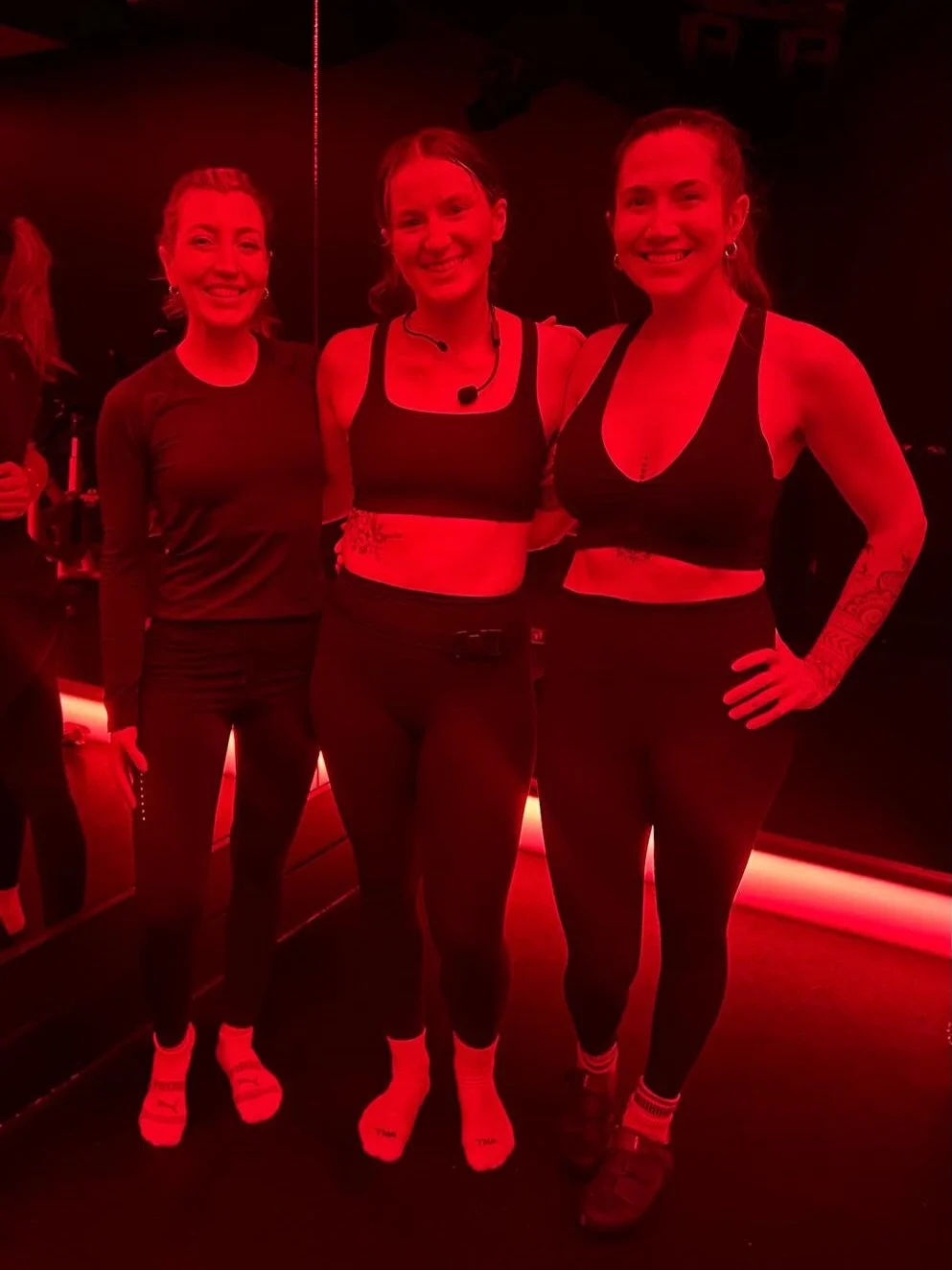 Thank you @hotshopyyc for hosting the My Friend Dave charity class!! 

@jessamariee_  and @glitter_and_dirt_ were troopers and attended the class on behalf of MFD

We will DEFINITELY be hosting another charity class in the new year so keep those eyeb