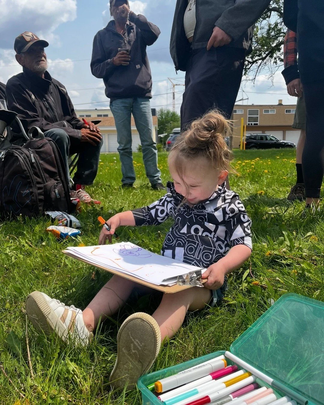 Our tiniest artist🤍 #MFDfamily