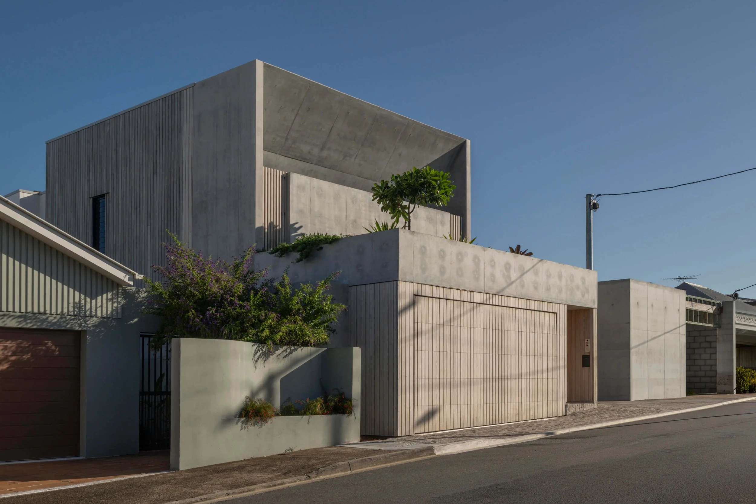 Akuna Laidlaw home East Brisbane - external. Interiors by Borgeaud Interiors.
