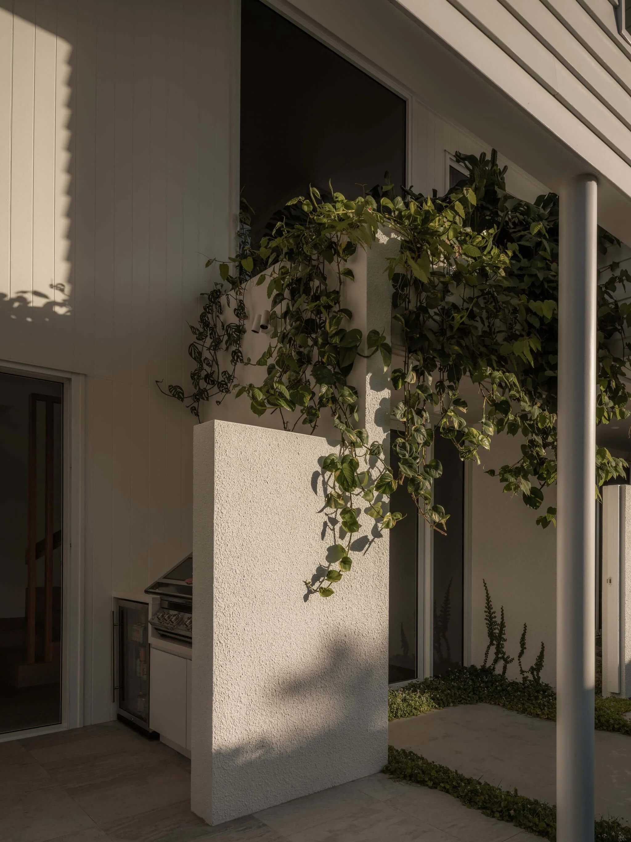 Parklane Place home Bulimba - external. Interiors by Borgeaud Interiors.
