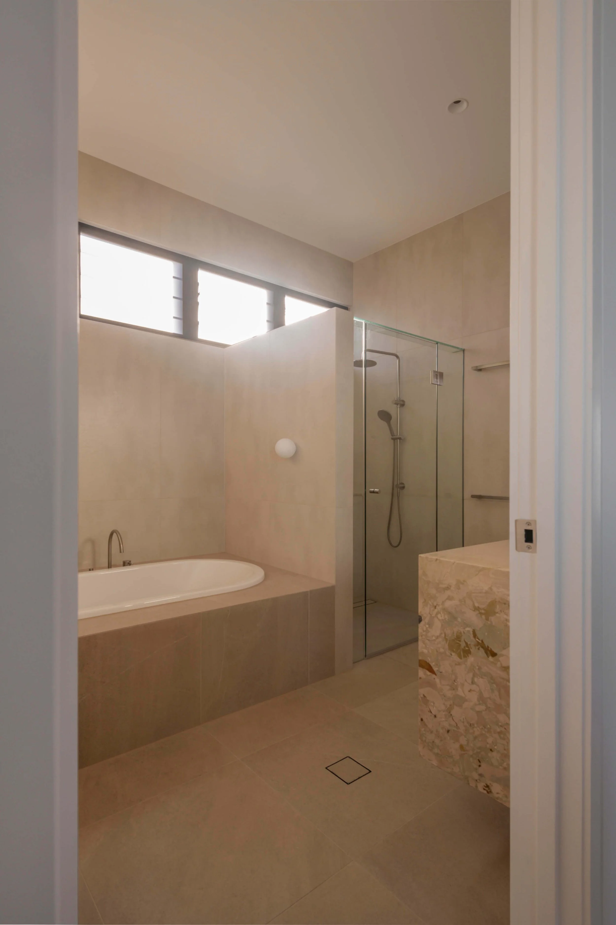 Akuna Laidlaw home East Brisbane - bathroom. Interiors by Borgeaud Interiors.