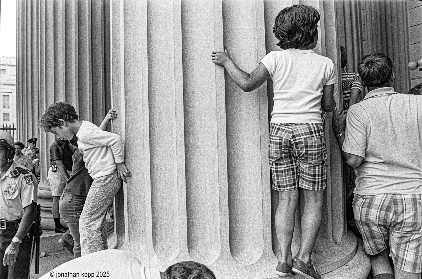 Constitution Ave., Parade, July 4, 1976
