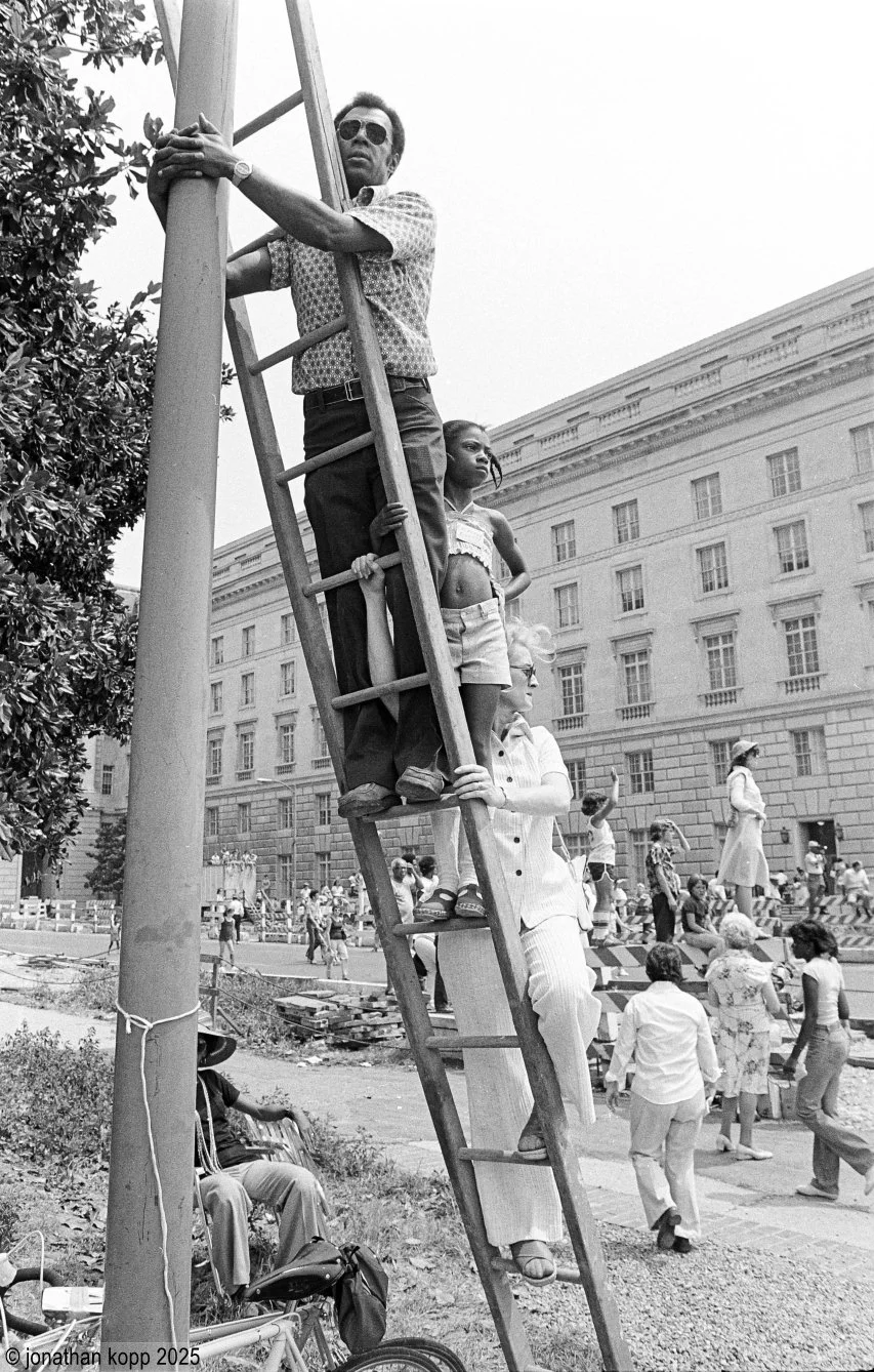 Constitution Ave., Parade, July 4, 1976