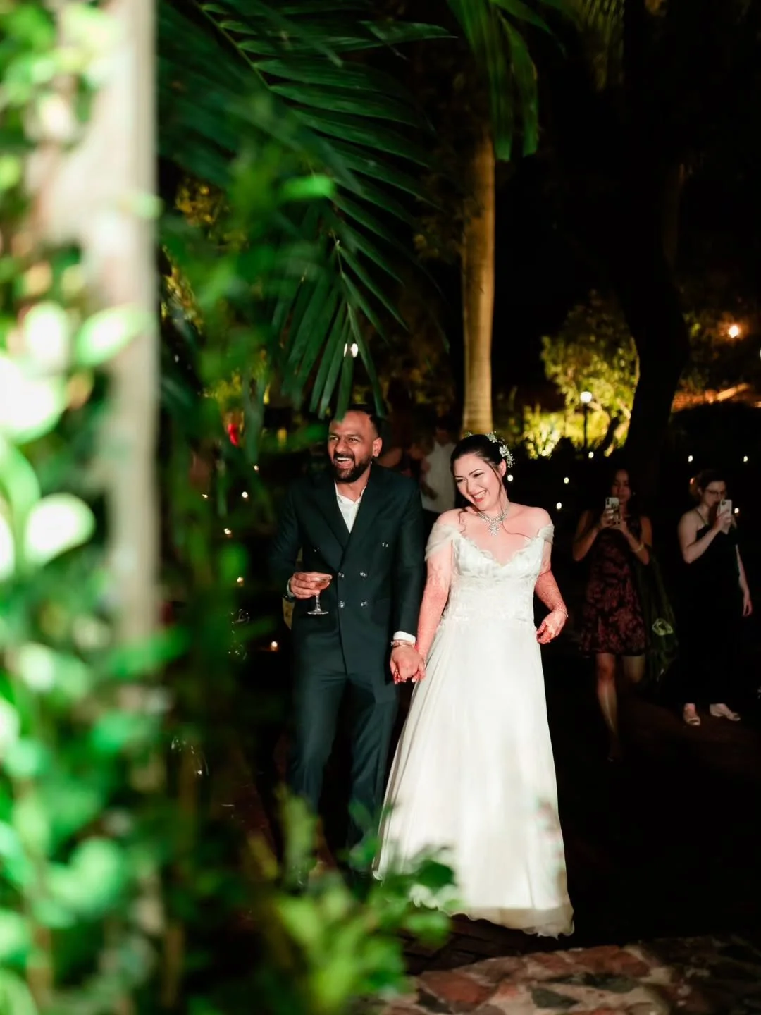 #congratulations to our bride Anna, who was just married in India, wearing her beautiful custom Louise Alvarez gown. The celebrations, which spanned three days, included this reception for this happy couple.

Image @mayarthaproductions 
#weddinggown 