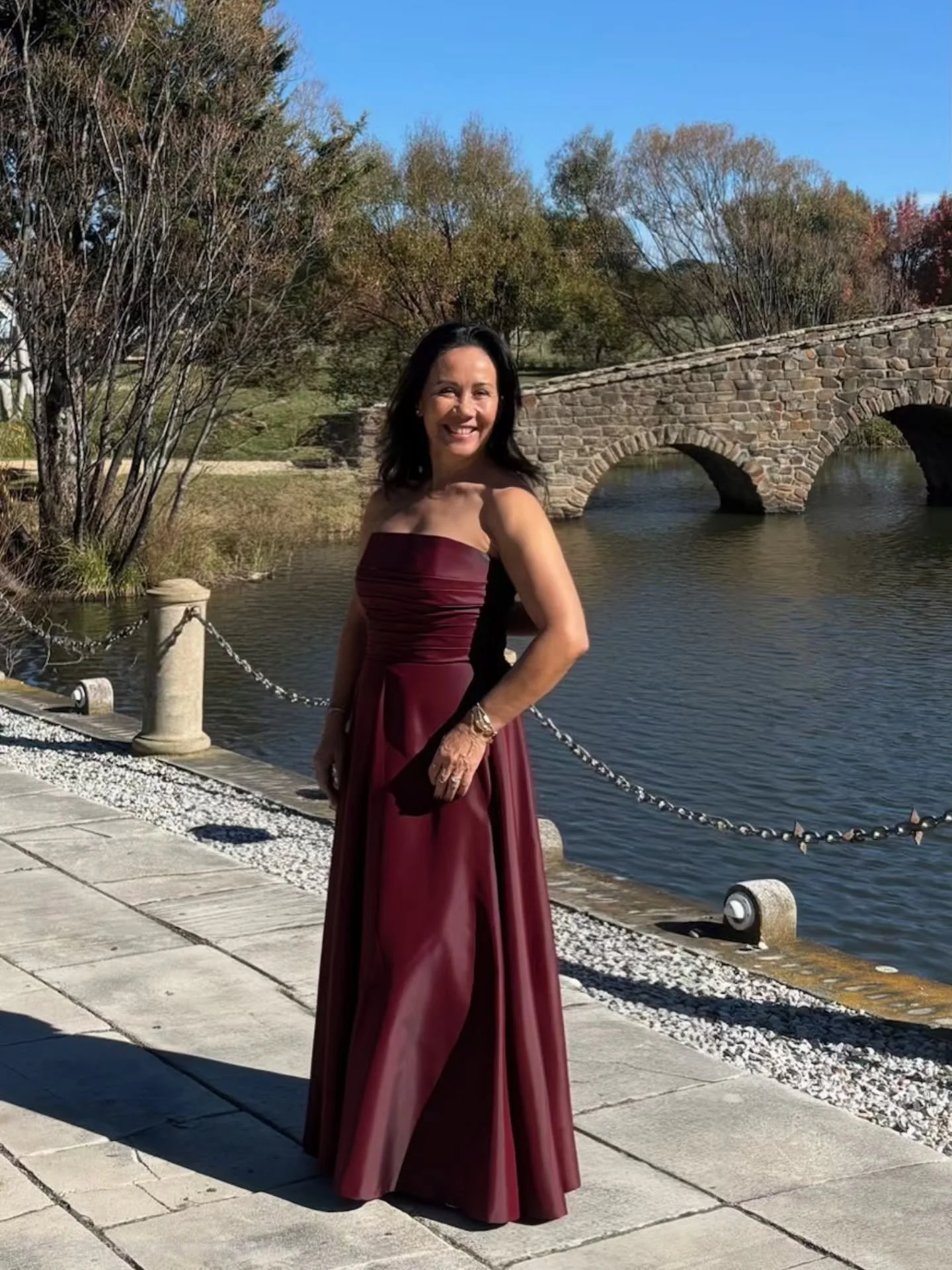 Old school elegance 💃 Italian silk 🖤  Melanies's beautiful  custom gown, her strapless bodice featured bias tucks that wrapped around giving texture, the full gored skirt falling into luxurious folds at the hemline Xx #formaldress #eveninggowns #fo