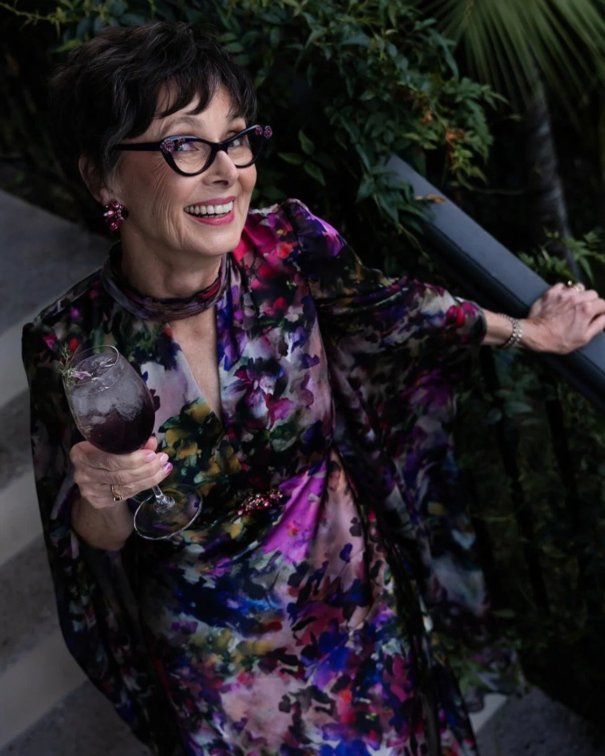 Celebrating all of the wonderful Mother's this weekend! ❤🥂✨#happymothersday 
Vivienne at her daughter's garden party wedding in her stunning #customlouisealvarez #motherofthebride floral silk satin and silk chiffon dress.

@streetandstudio