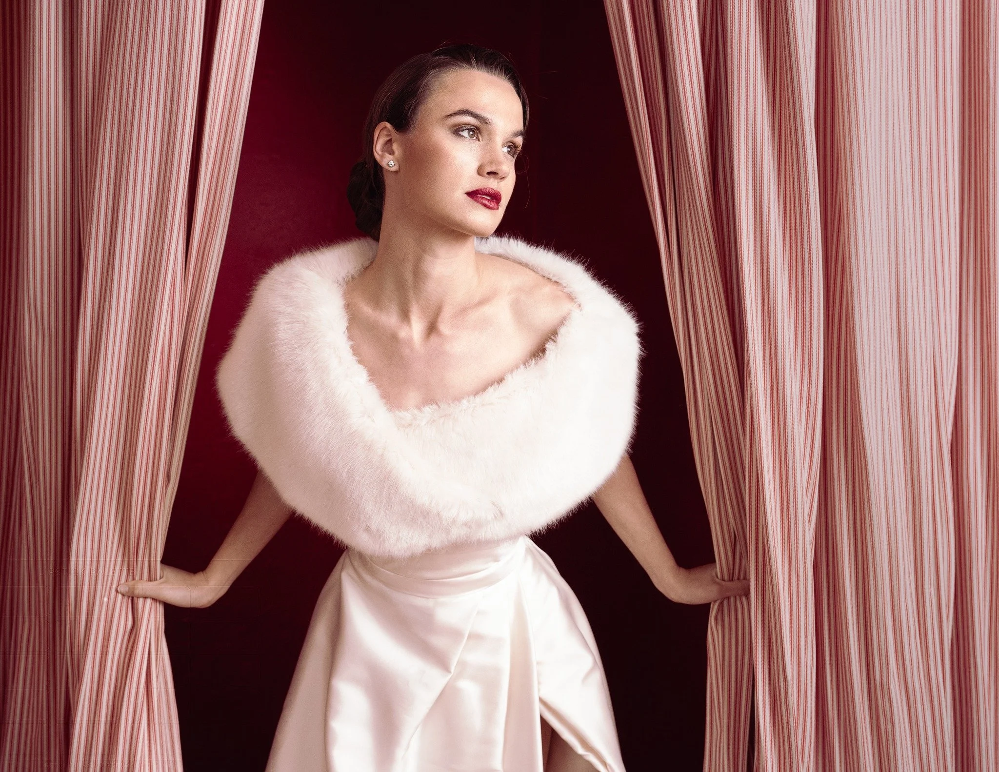 Glamorously rugged up! 🤍 Sumptuous silk satin stripes appliqued onto silk Mikado, our Clara gown paired with our gorgeous faux fur wrap Xx

@kristyntaylorphotography
@kerriejanebaileymakeup
chelsea_chamberlain_

#weddinggown #weddingdress #wedding #