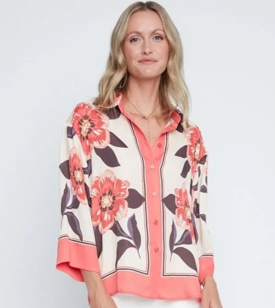 Celebrating MOMS! May Shopping Social.