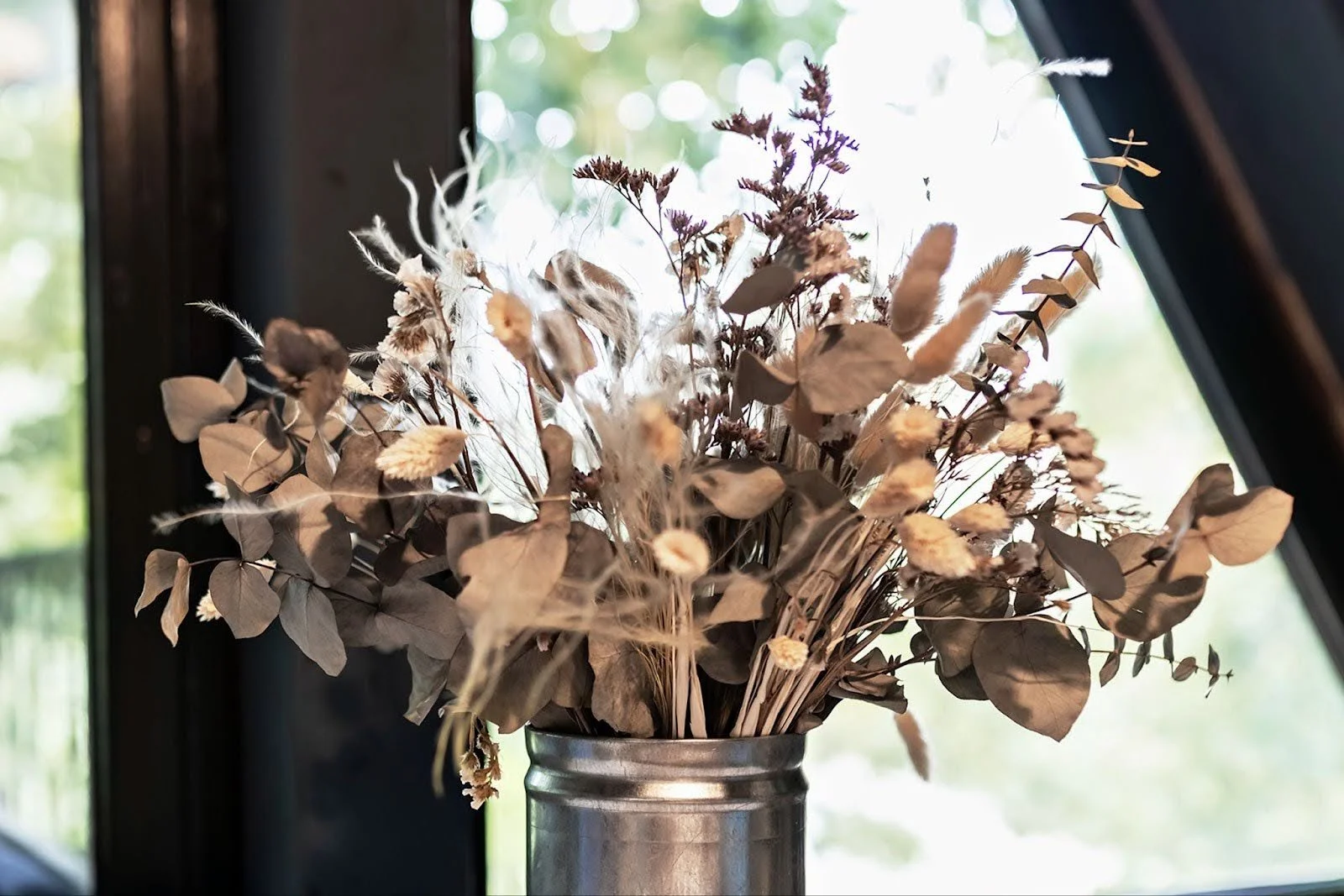 How Long Do Dried Flowers Last? - What You Need To Know