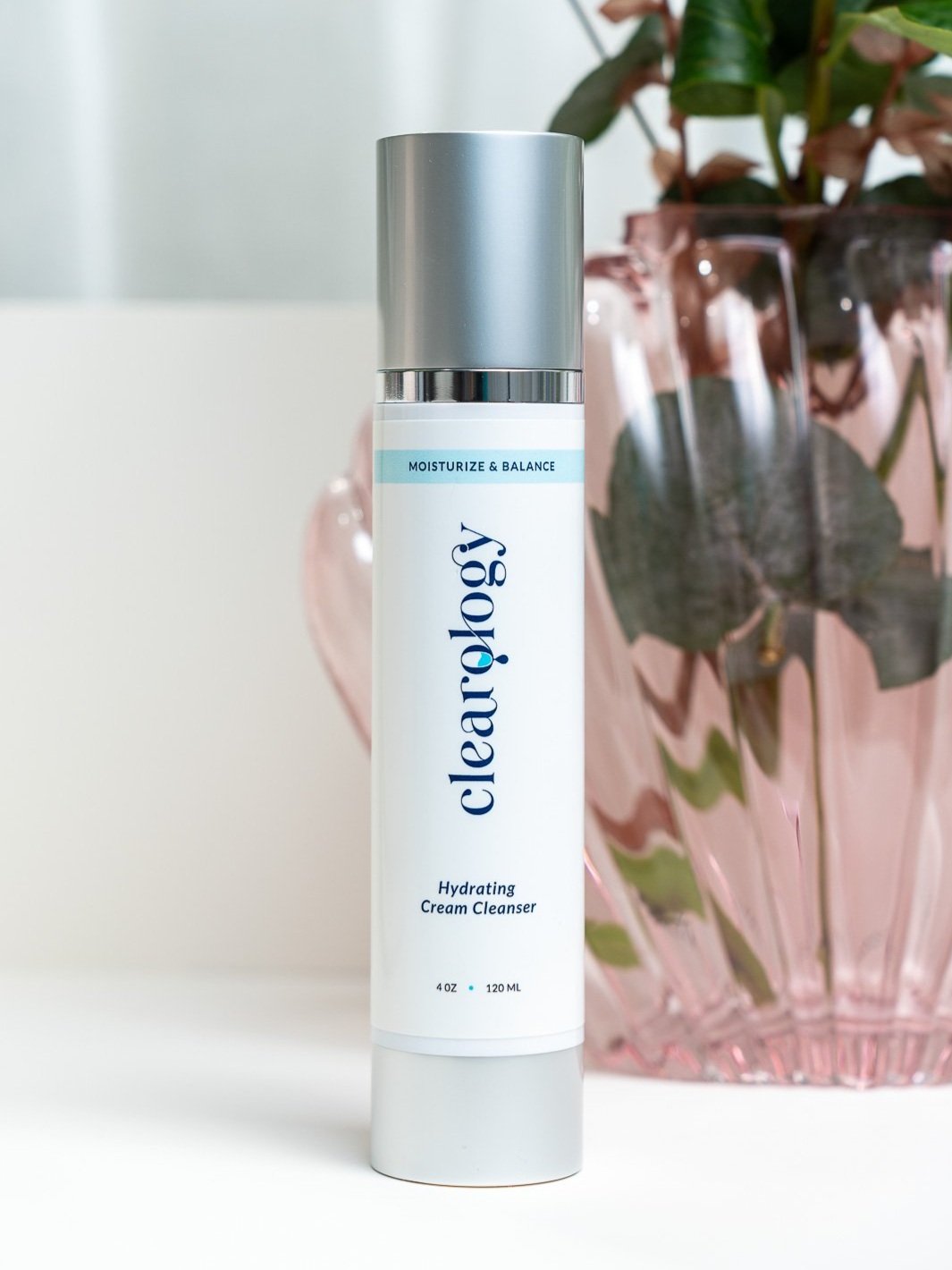 Hydrating+Cream+Cleanser+Clearology+SkinCare+Rebecca+Meyers+The+Acne+Coach+6.jpg
