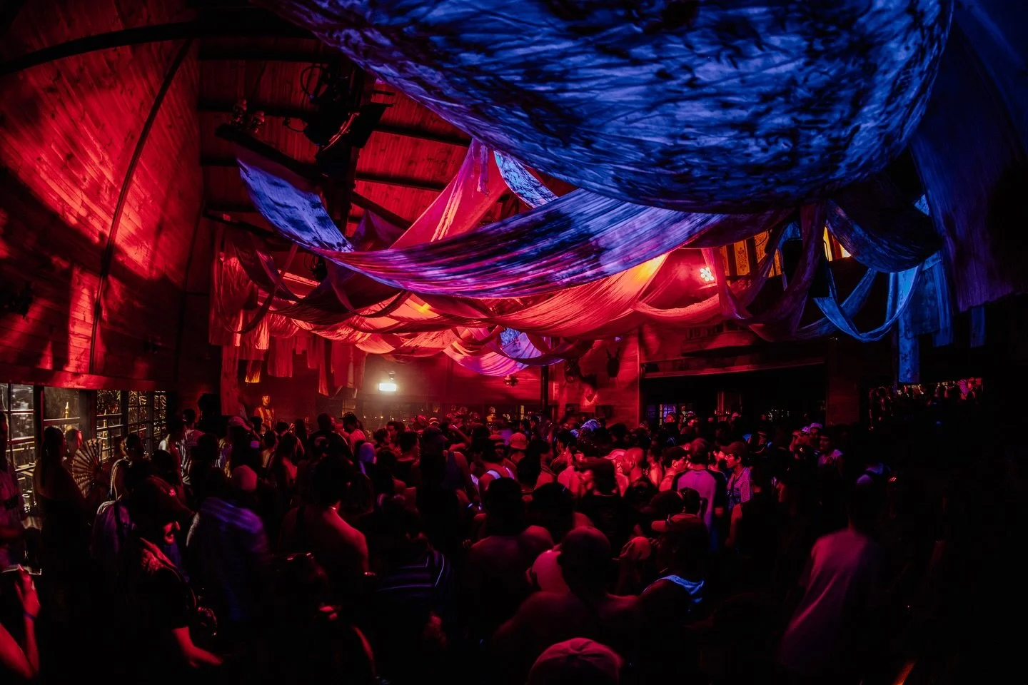 Sonder Stage 3 2025. 

Labyrinth Studios 
Lighting design and operation. 
Audio operation + Lighting supply.

Light operation: @jbourke_1 
Audio operation: @fel.ixhunter 

Photos @will.hamiltoncoates @ashleacaygill 

Audio supply @starliteproductions