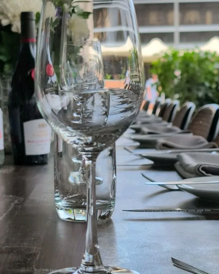 Swipe to see your next celebration, indoor or alfresco, both effortlessly stylish and uniquely yours ✨💛

Host a chic cocktail party, a sunny brunch with friends, or an intimate birthday dinner surrounded by French flair in Chatswood.

#SmoqueBrasser