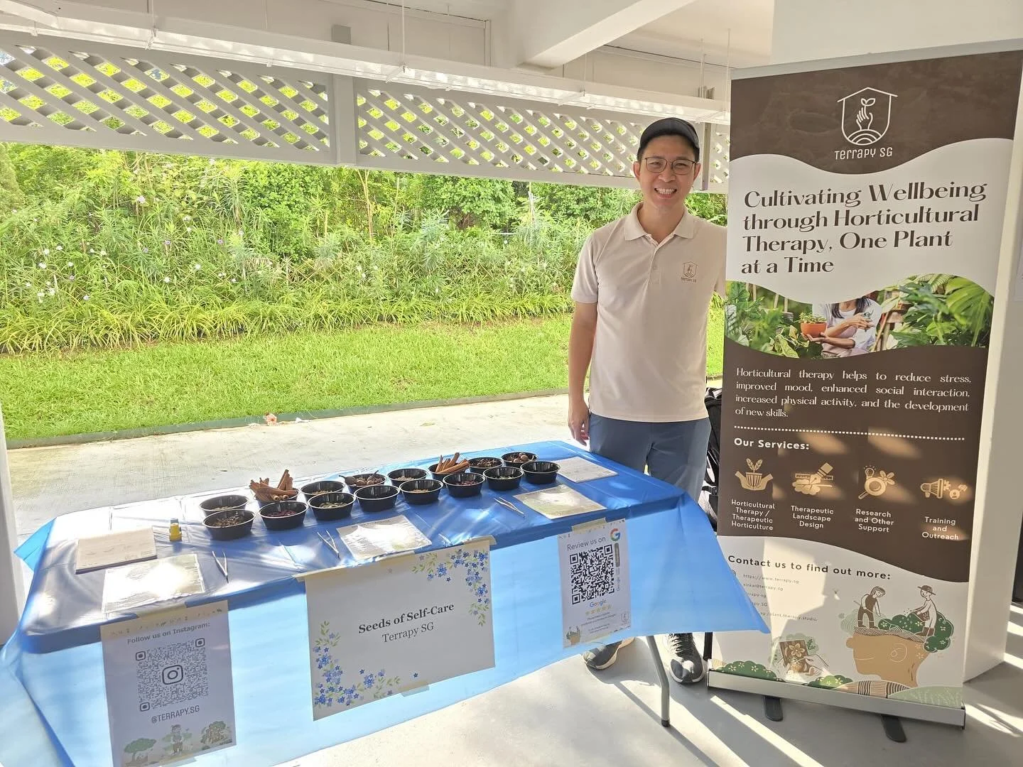 💜🌱 This is what self-care and raising Alzheimer’s disease awareness looks like! 🌱💜
Last weekend, @terrapy.sg joined hands with @woodlandsbotanicalgarden, Woodlands Evangelical Free Church, @thesalvationarmypeacehaven, and @gardenstories_sg