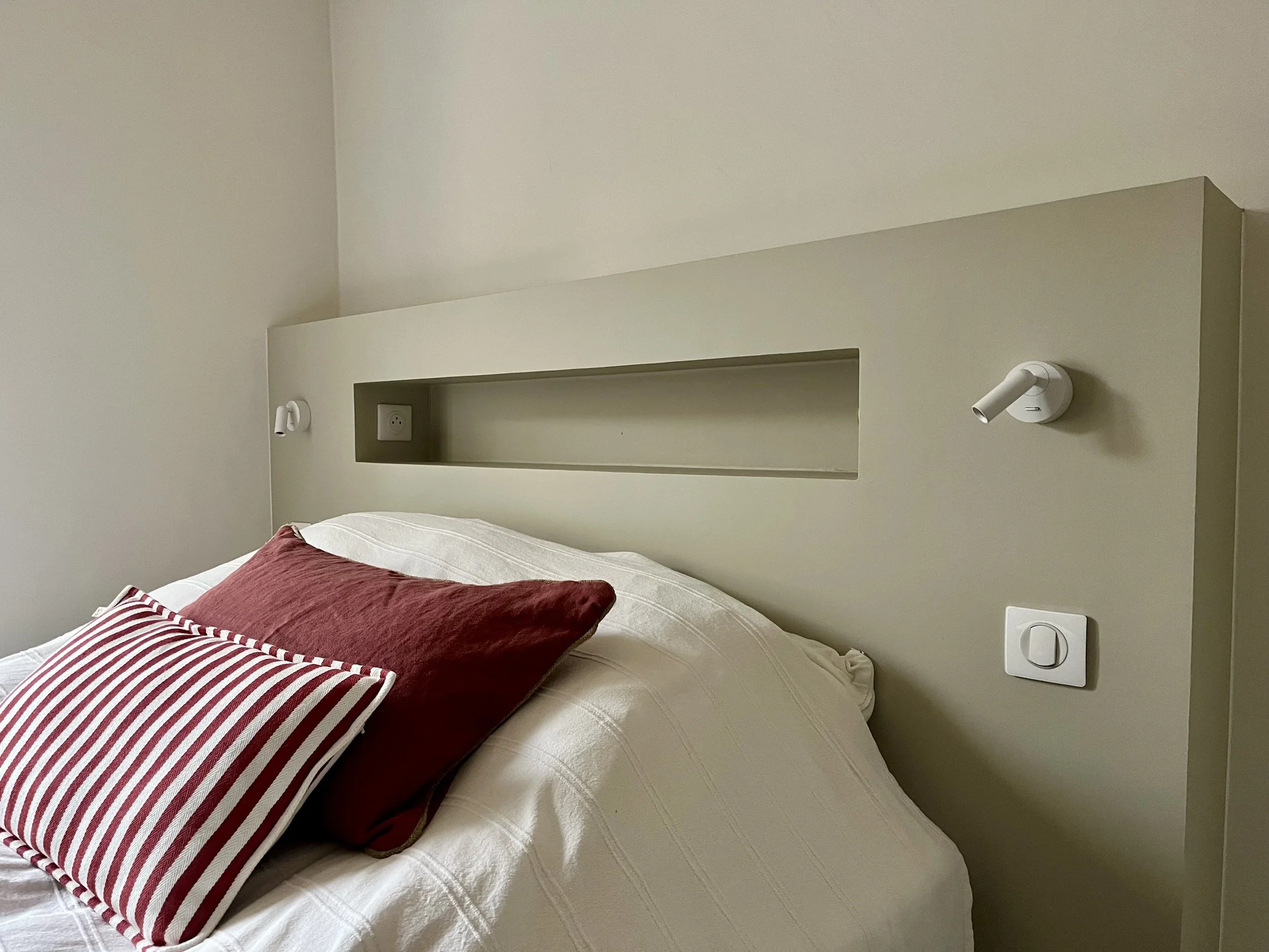 Agencement d'espace sur mesure Projet M Anne Balas.jpg