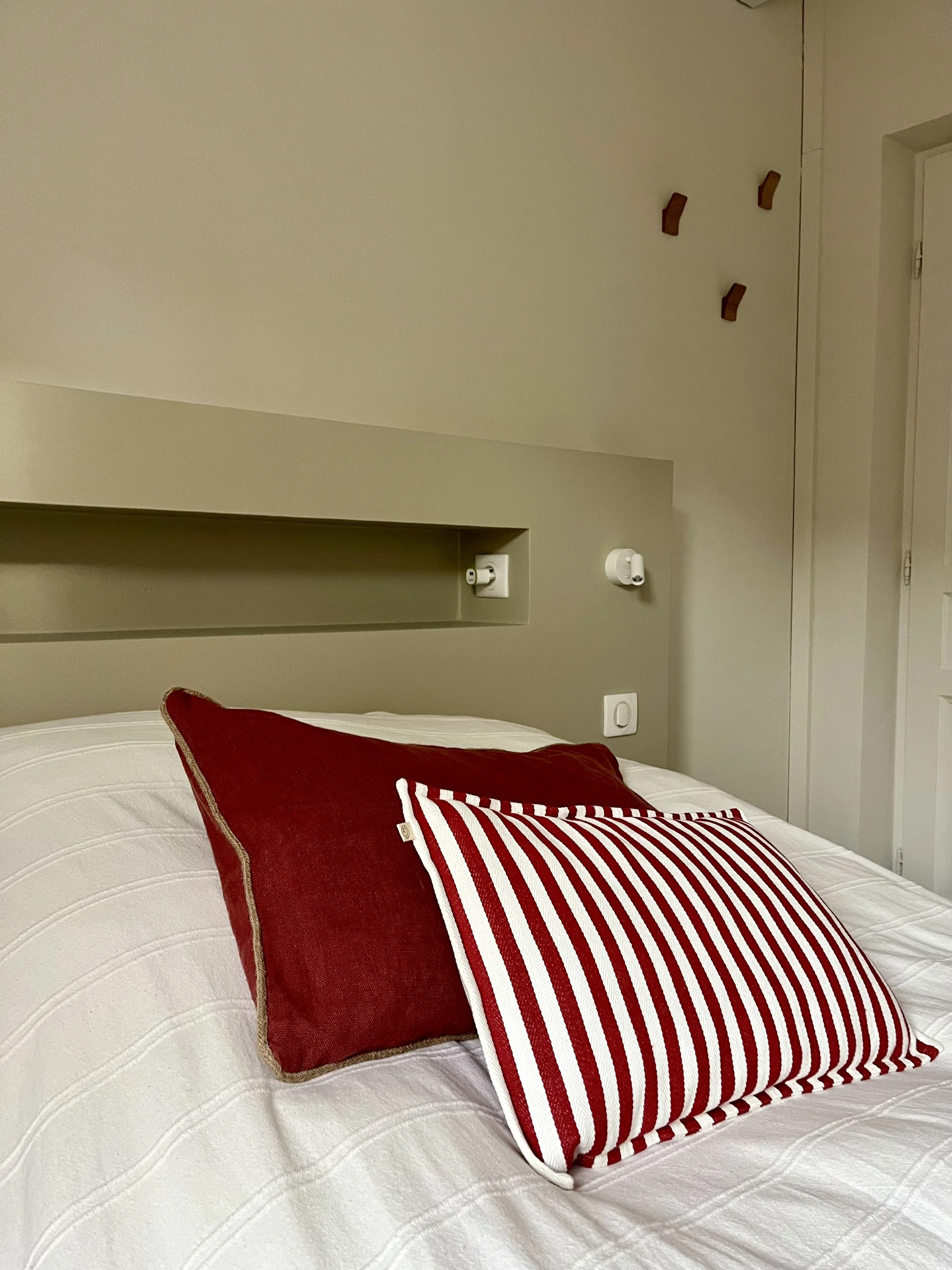 Agencement d'espace Chambre Maguerite Anne Balas.jpg