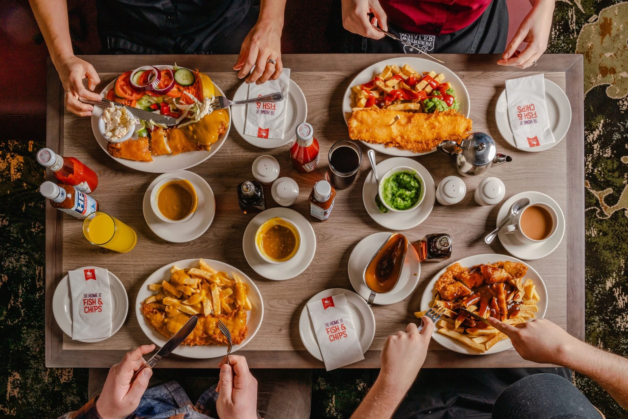 🥶❄️ Cold outside? ❄️🥶

Inside, it&rsquo;s all golden batter, proper chips, and a hot cup of tea.

Winter done right at Wetherby Whaler.

#fishandchips #coldsnap #takeaway #dinein