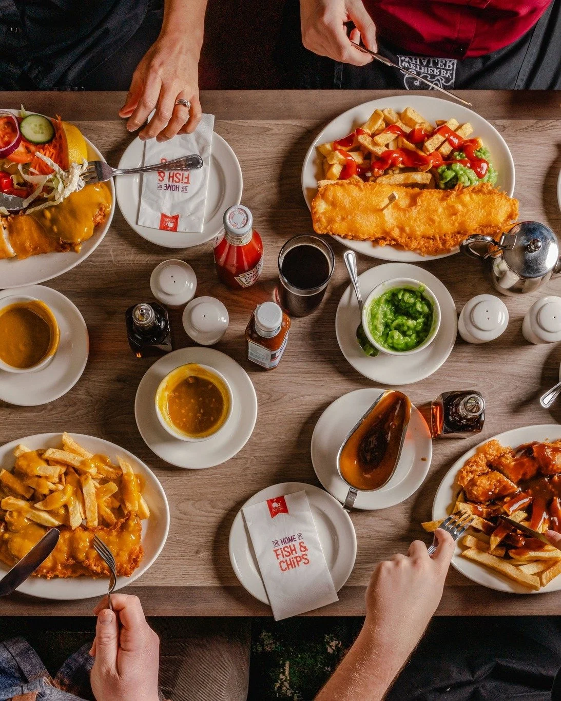🍟🐟❤️ Some loves come and go&hellip; fish &amp; chips is forever! ❤️🐟🍟

Whether it&rsquo;s a family tea, a midweek treat, or a cosy catch-up, there&rsquo;s nothing better than sharing great fish &amp; chips this February.

Order now online for col