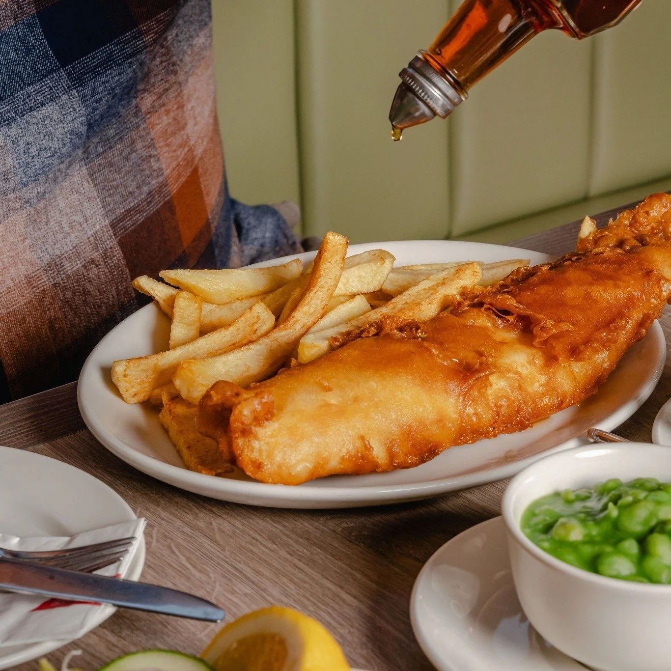 🐇🐣 Turn this Good Friday into a Great FRY-DAY with the Wetherby Whaler! 🐣🐇

We are OPEN as normal all Easter weekend - we look forward to seeing you.