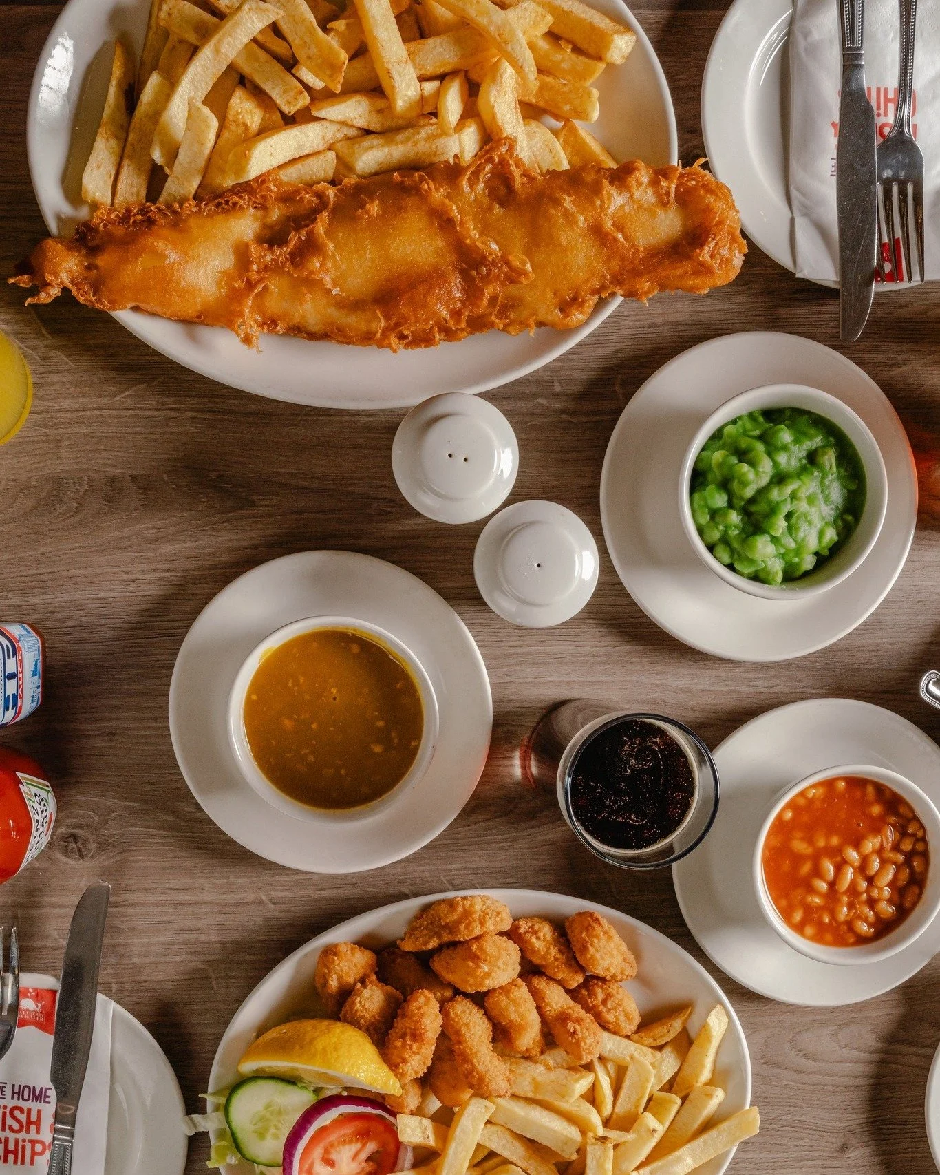 🚀🍟 Start your week the right way with a Whaler! 🍟🚀

Whether you dine in or take out, our iconic fish and chips will make your Monday memorable.

#dinein #takeout #fishandchips #monday