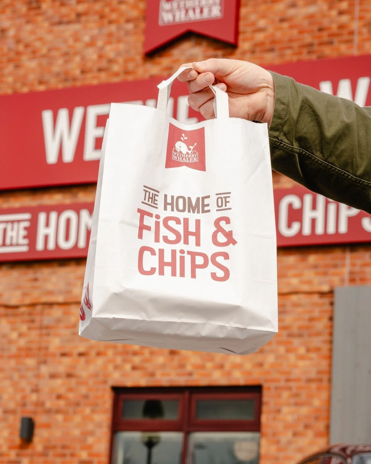 👋😊 Not in the mood to cook tonight? We&rsquo;ve got you - visit us or load up your food delivery app to get a Wetherby Whaler straight to your door! 😊👋
