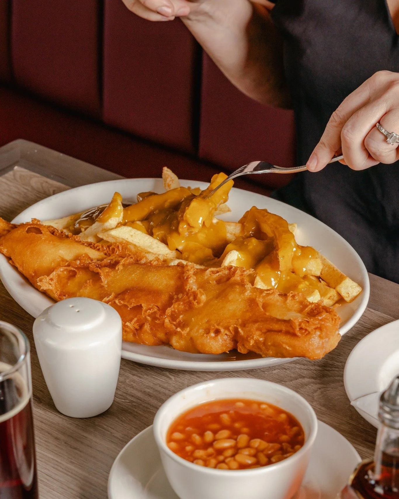 🙂👍 Just because it&rsquo;s Monday doesn&rsquo;t mean your dinner has to be boring! 👍🙂

#fishandchips #monday #eatin #takeaway